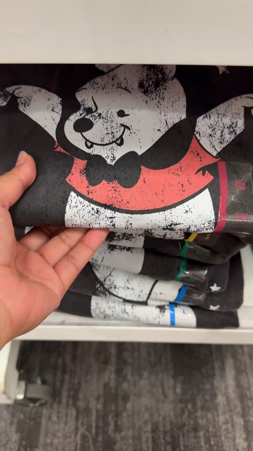 New spooky online drops at Target🦇

target finds, target style, spooky, disney style

#LTKHome #LTKSaleAlert #LTKootd
