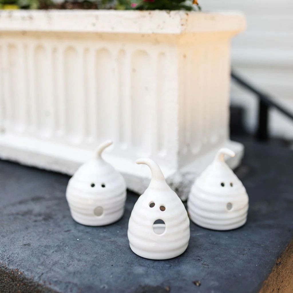 Small Ghost | Mollie Jenkins Pottery