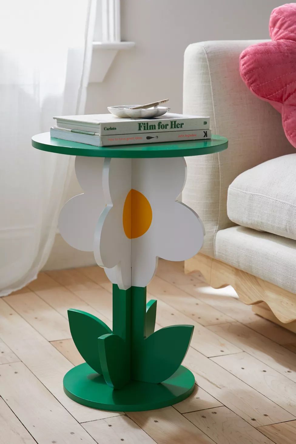 Daisy Side Table | Urban Outfitters (US and RoW)