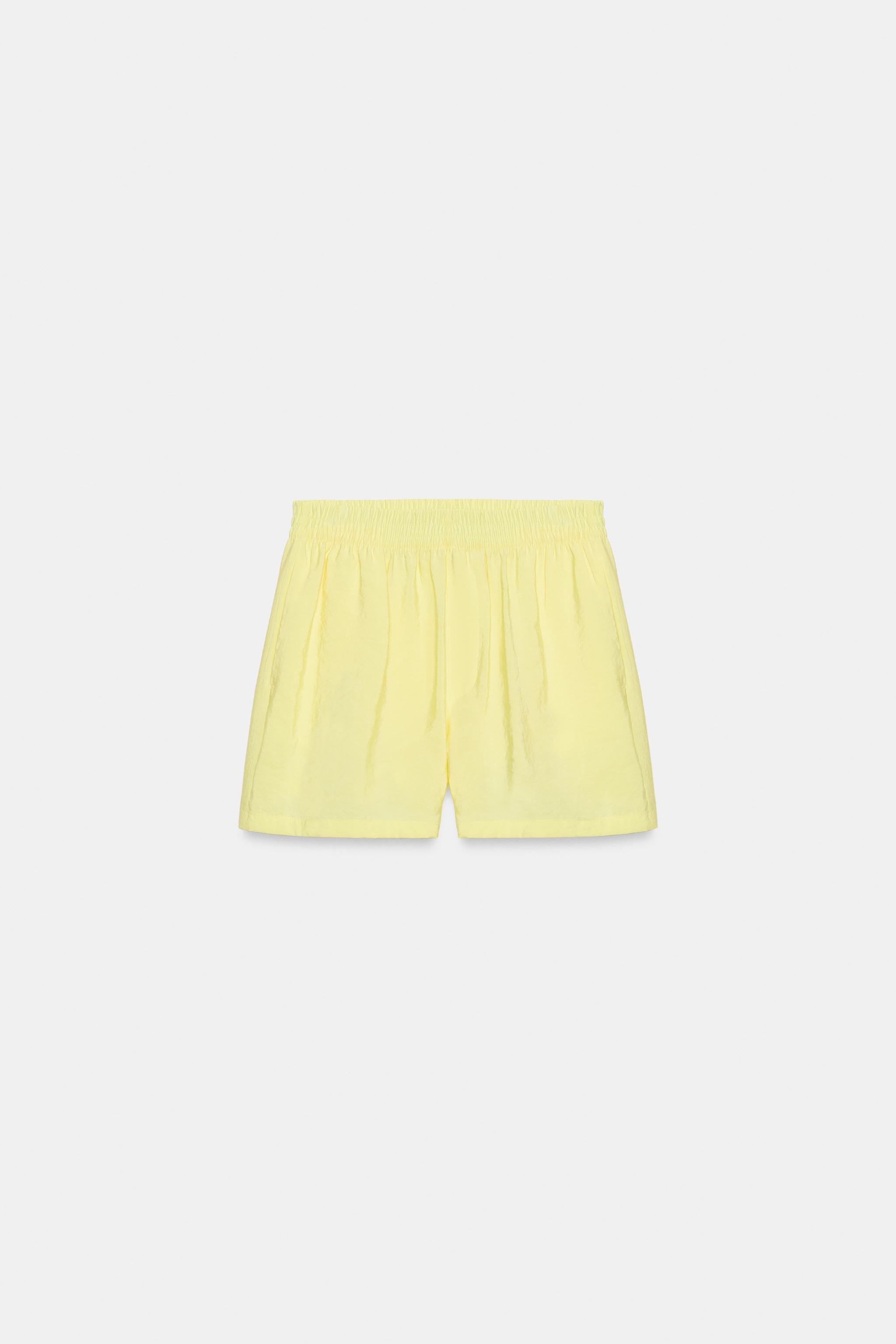 FLIESSENDE SHORTS MIT ELASTISCHEM BUND | Zara DE