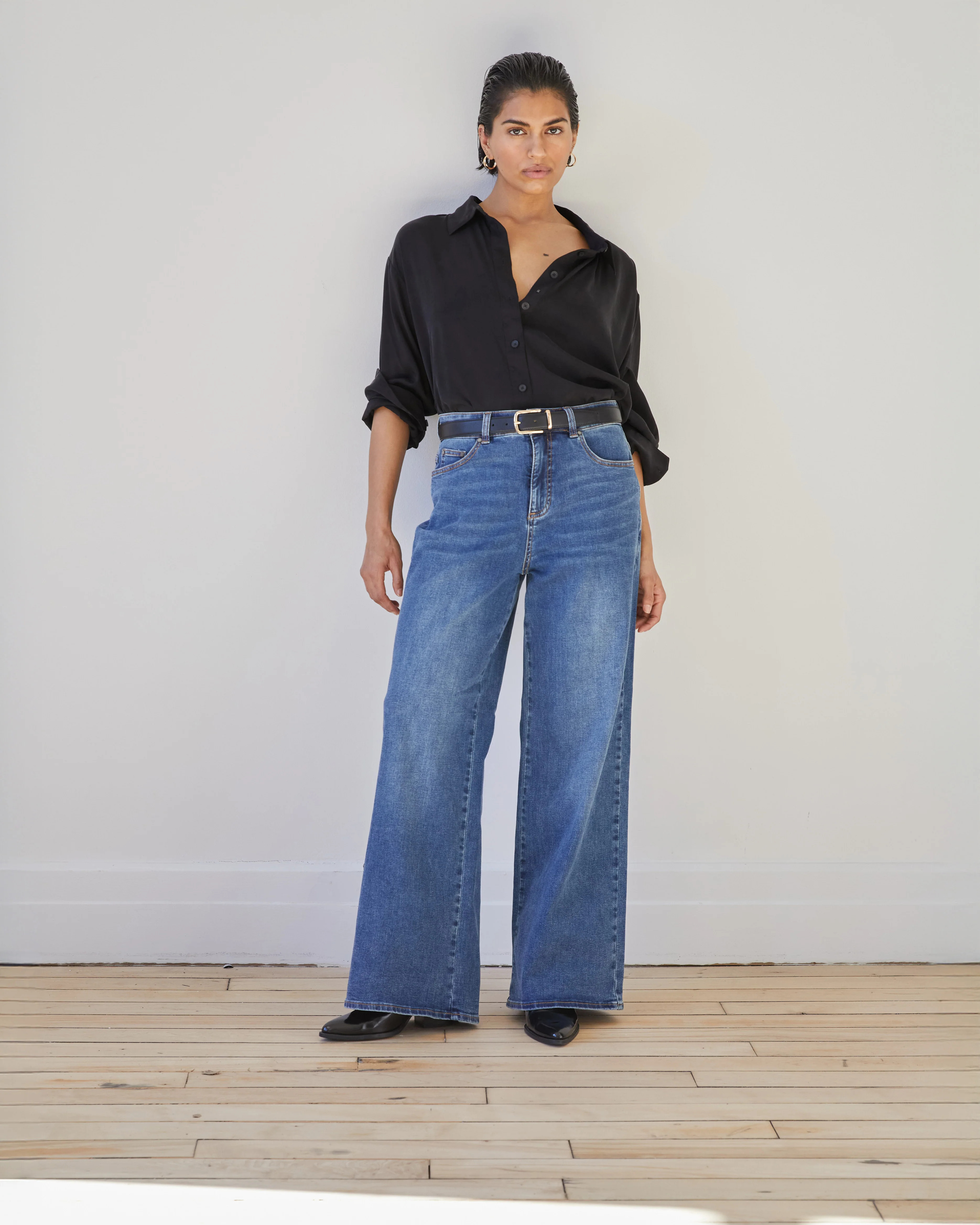 Roxy Relaxed Bootcut Jeans - Anzio Blue | Universal Standard