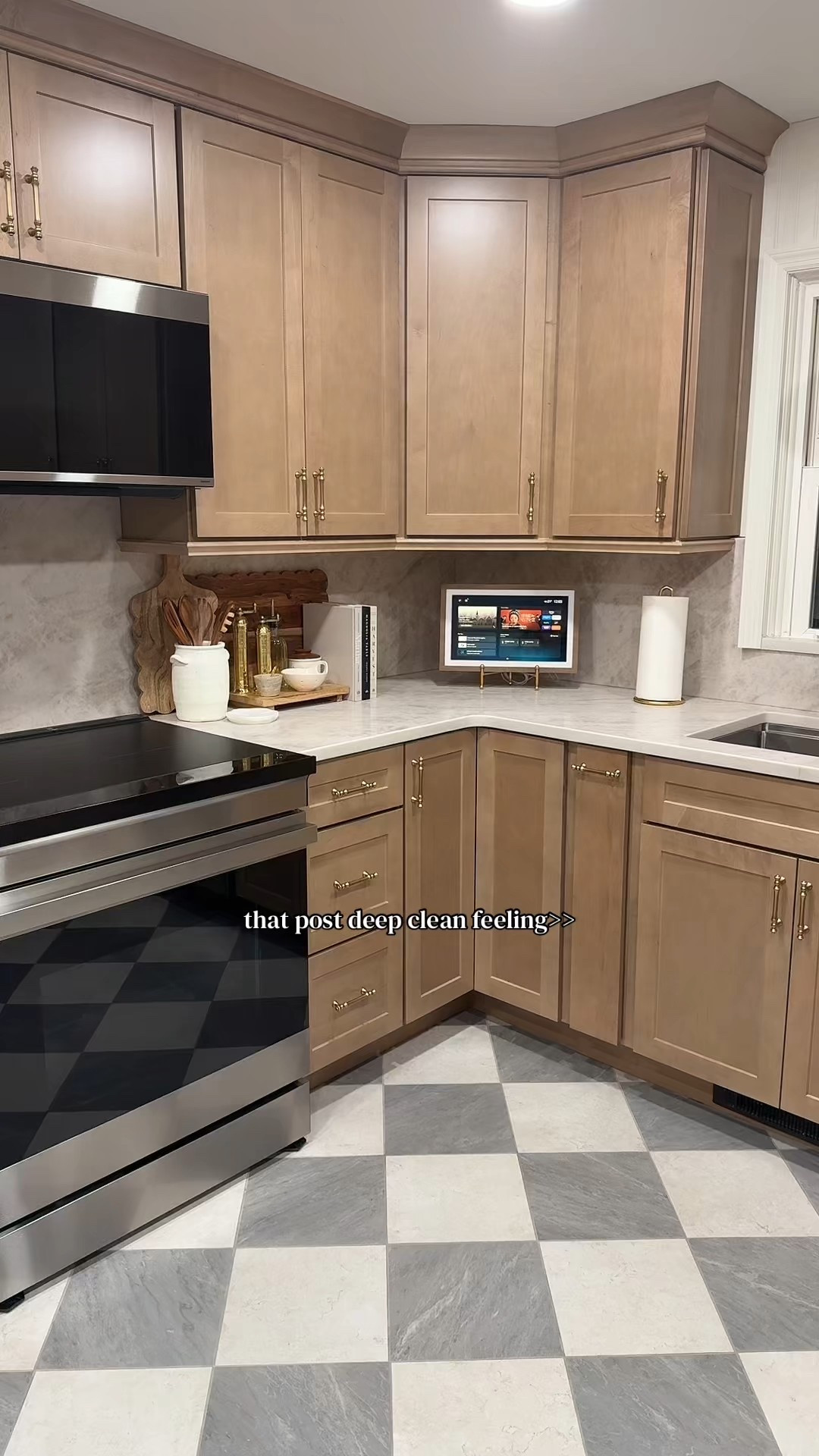 nothing is better than a clean kitchen!!!! My favorite corner in my kitchen! 



kitchen styling, kitchen gadgets, kitchen, kitchen favorites, kitchen finds, amazon finds, amazon home, kitchen styling finds, dream kitchen, kitchen reno, checkered flooring, appliances, kitchen must haves  

#LTKFindsUnder50 #LTKFindsUnder100 #LTKHome