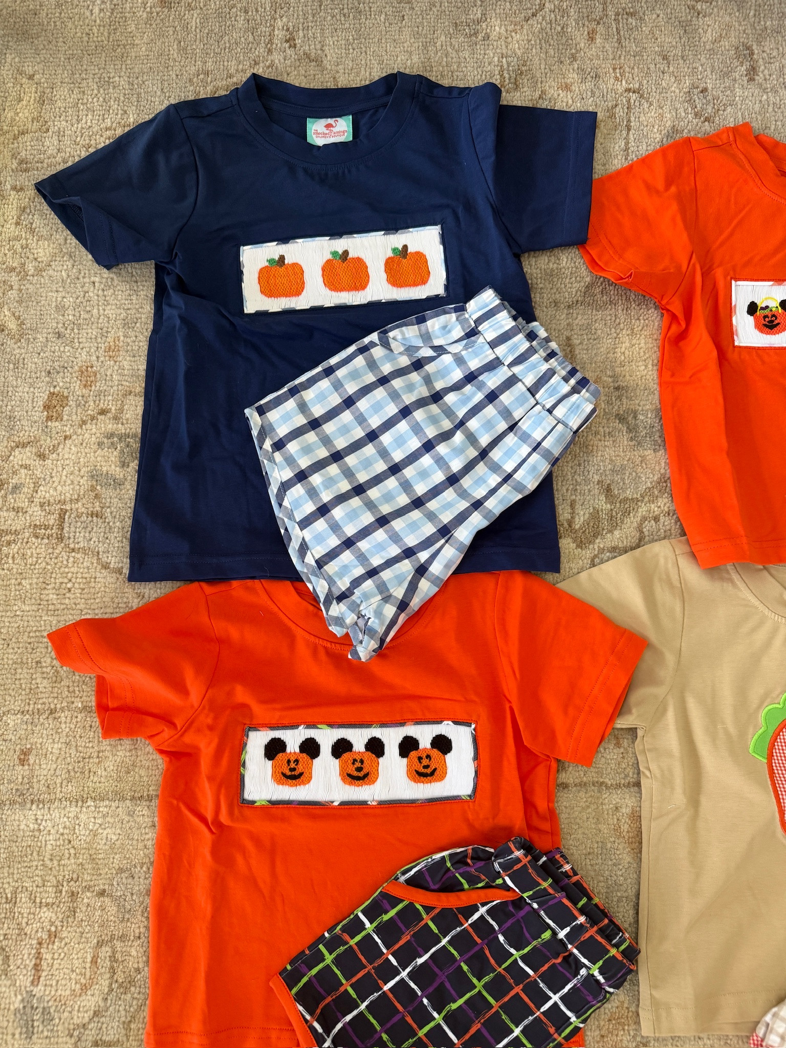Halloween outfits for the boys 🎃

Smocked flamingo, smocked flamingo Halloween, Halloween outfits for kids, baby Halloween outfits, boy mom, fall outfits for babies, grace white

#LTKBaby #LTKKids #LTKSeasonal