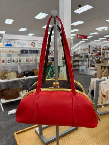 This $35 kiss-lock bag is giving vintage in the best way ❤️ The structured shape + gold frame make it feel so much more elevated, and that red is such a good statement color for fall.

wedding guest dress summer plus size, fall outfits women, country concert outfits, date night outfits, teacher outfits, fall wedding guest dresses, concert outfit ideas, business casual workwear, work outfits, vacation outfits beach
 

 #LTKootd #LTKSeasonal