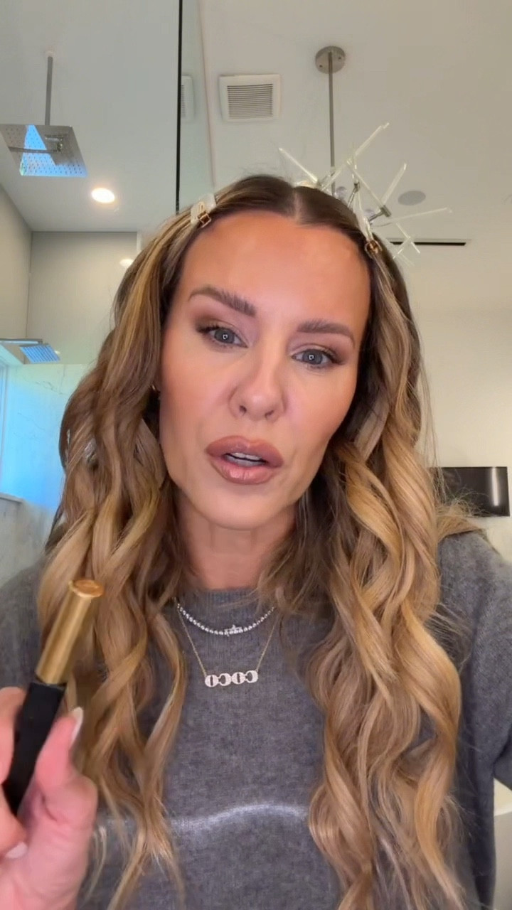 Off to a wedding and getting ready with all my go-to products from @nordstrombeauty . The best part? You can order ahead online and pick them up the same day #NordstromPartner

#LTKSeasonal #LTKBeauty