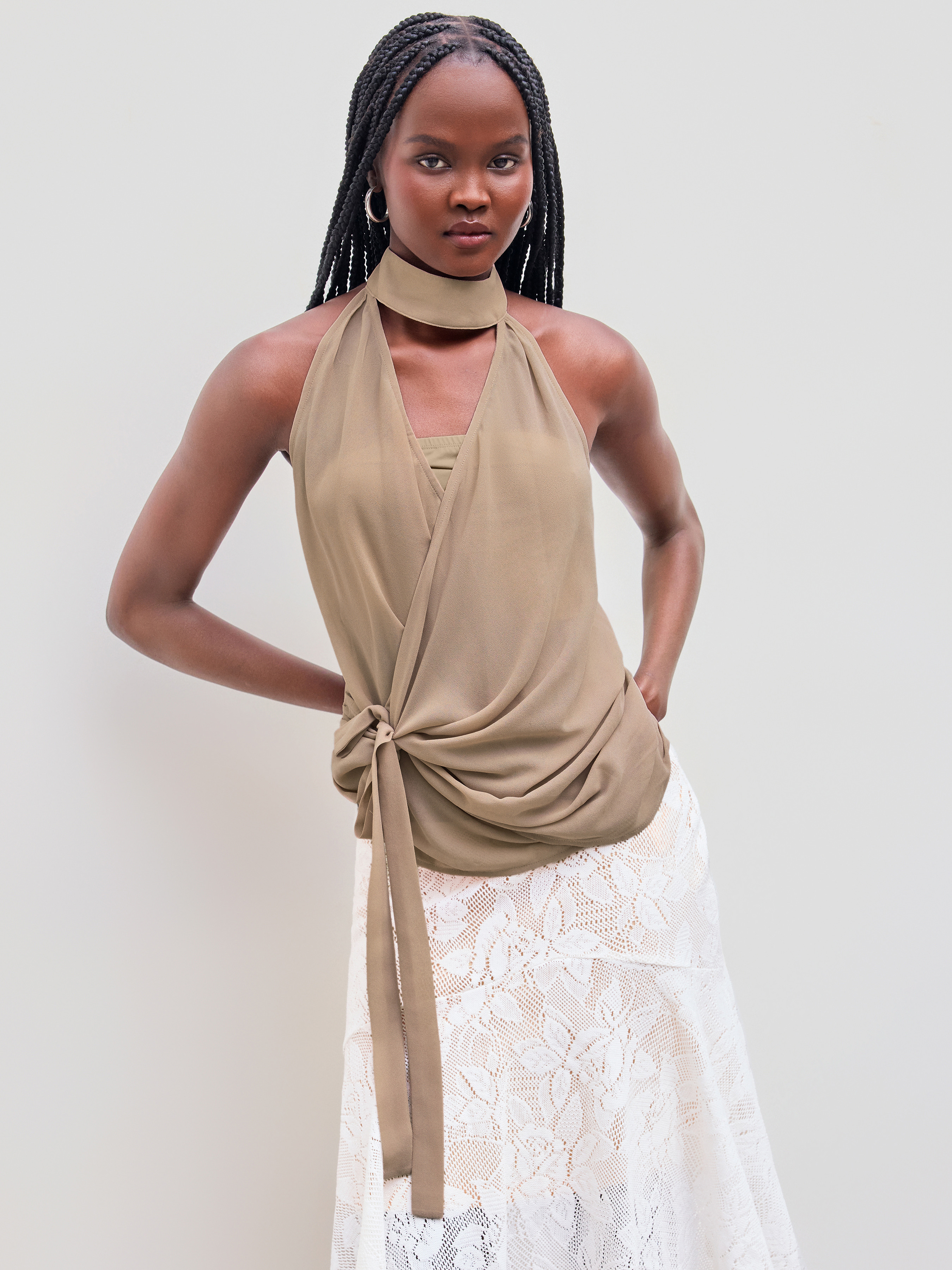 Chiffon Chiffon Halter Neckline Solid Ruched Knotted Top With Solid Crop Tube Top For Vacation | Cider