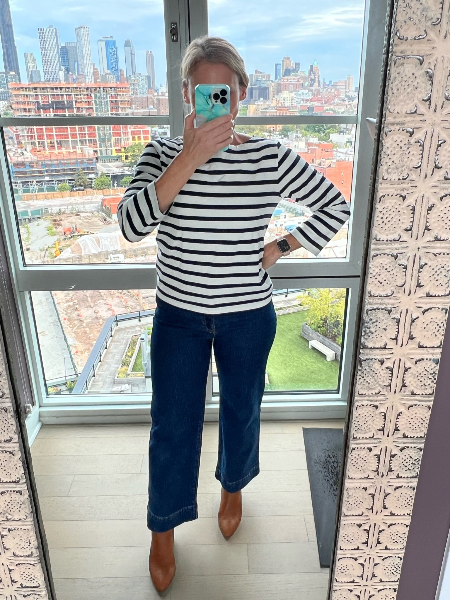 Loving all of the fall wardrobe picks at J.Crew! Will be wearing these jeans on repeat all fall. Even better, they have a 30% off sale going on for most items now with the code shopnow. Take advantage and stock up on their cashmere sweaters!

#LTKstyletip #LTKSeasonal