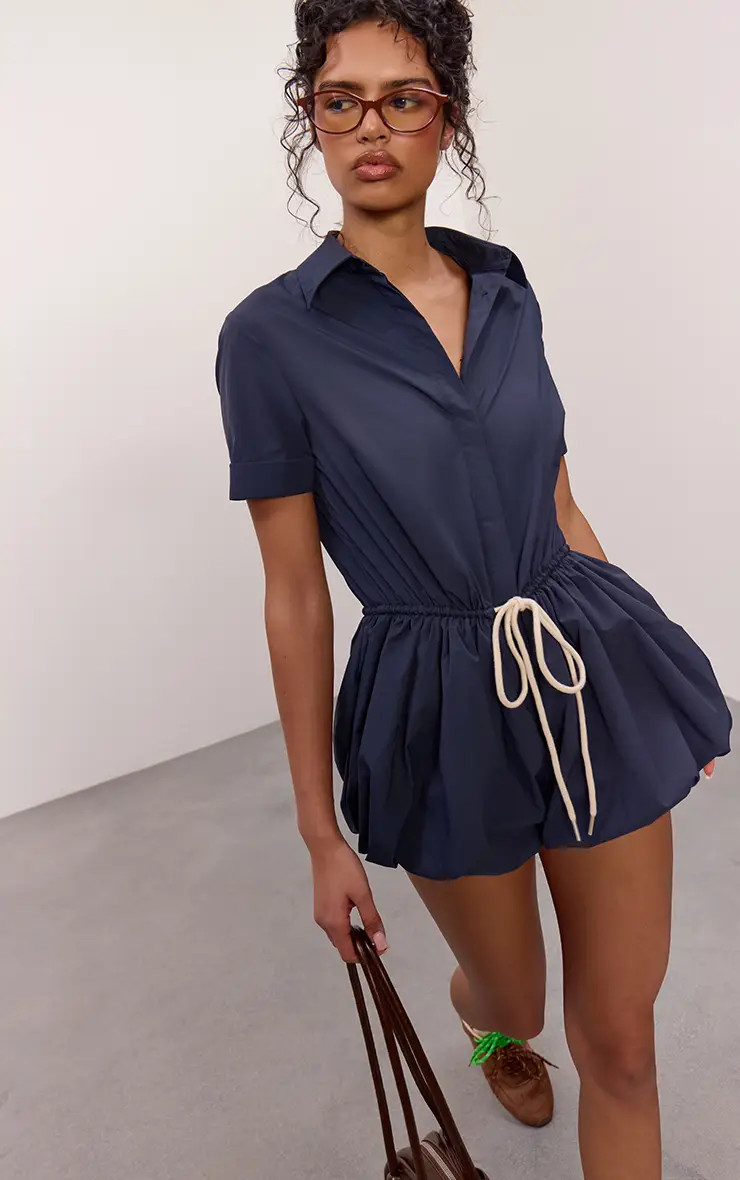 Navy Short Sleeve Contrast Tie Waist Playsuit | PrettyLittleThing US
