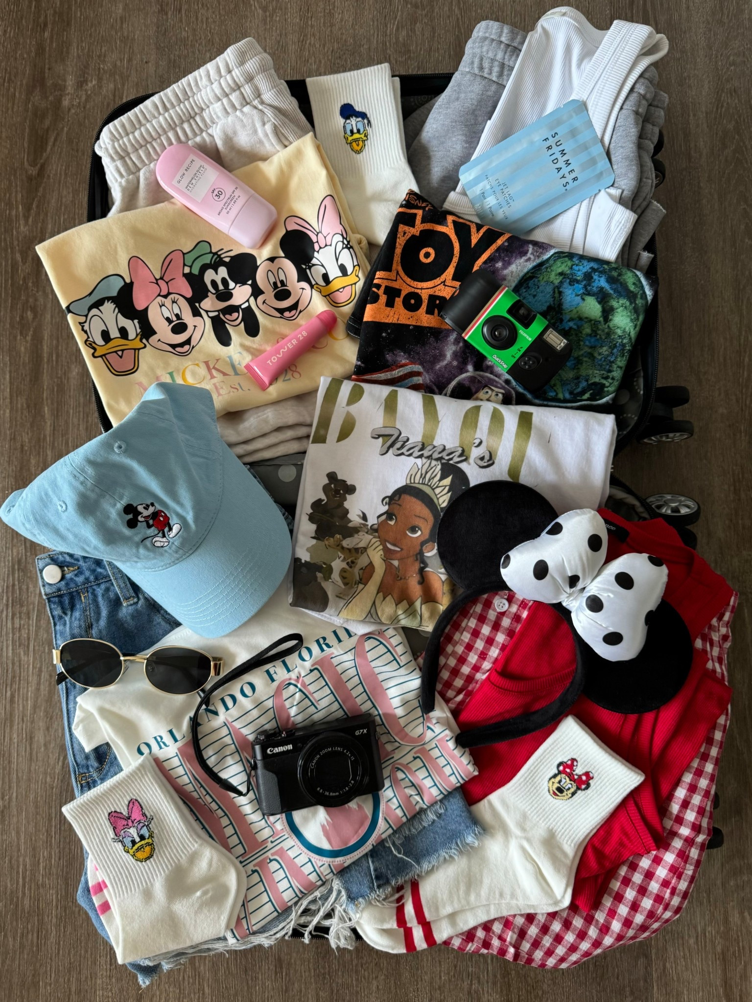 Disney outfits 🎀🏰🥨✨

#LTKStyleTip #LTKTravel #LTKSeasonal