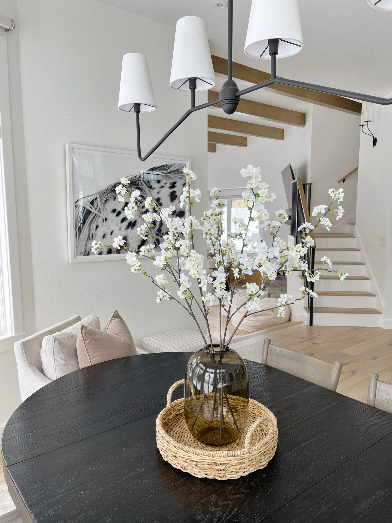 H O M E \ new faux bloom stems for spring!🤍

Home decor
Dining room
Nook
Etsy 

#LTKhome #LTKSeasonal #LTKunder50