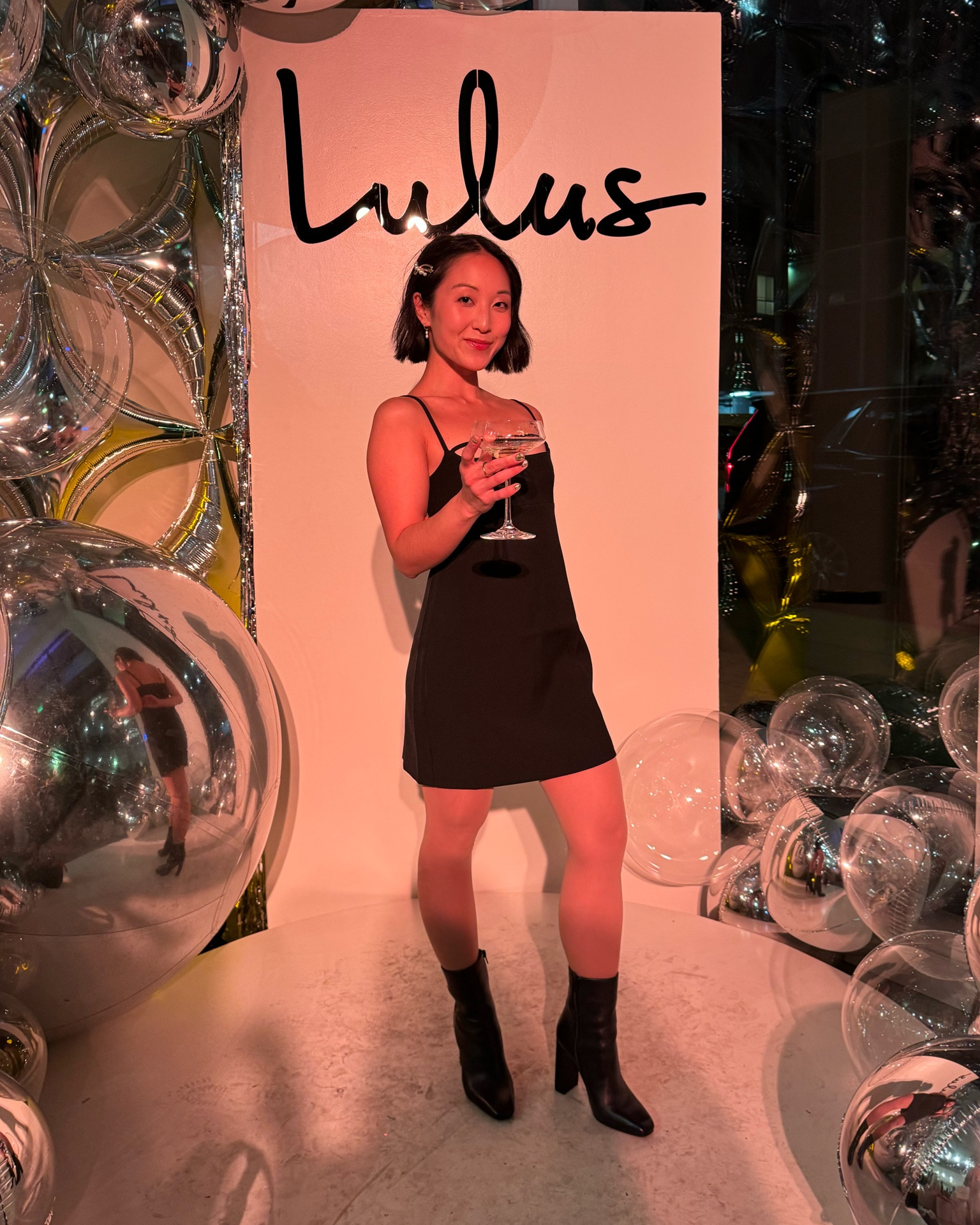 little black dress perfect for petite babes on a night out 🖤✨ #lbd #stevemadden #ltkpetite

#LTKHoliday #LTKSeasonal