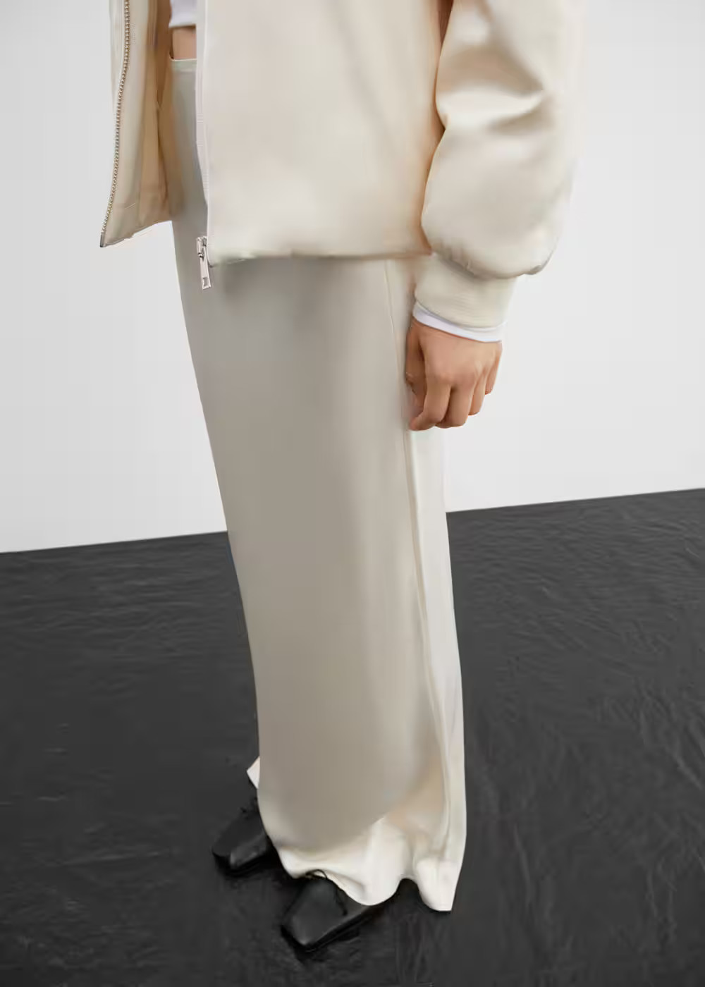 Extra-long satin skirt -  Women | Mango USA | MANGO (US)