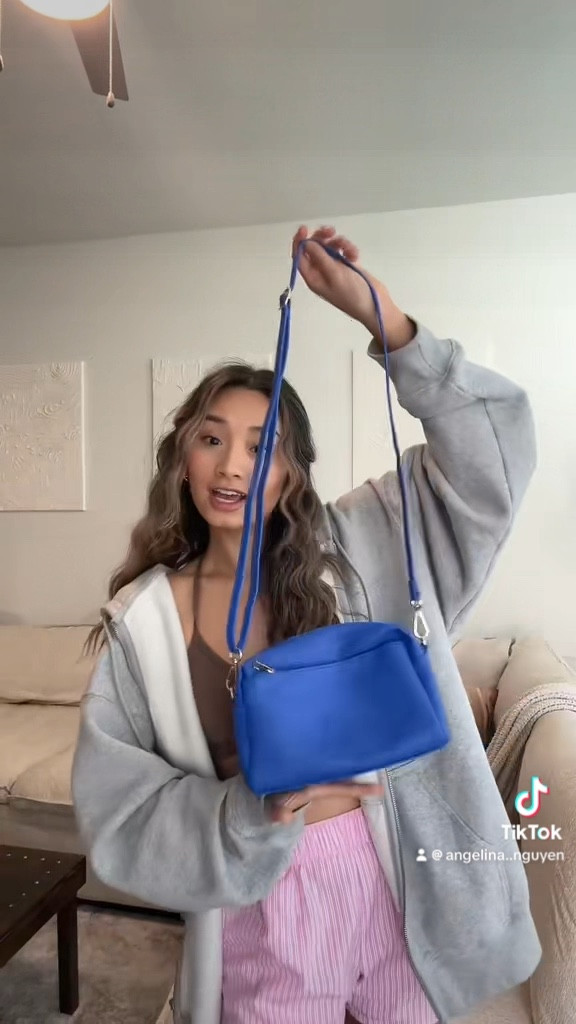 Linked the outfit I’m wearing and  what I got in the haul💙💗
