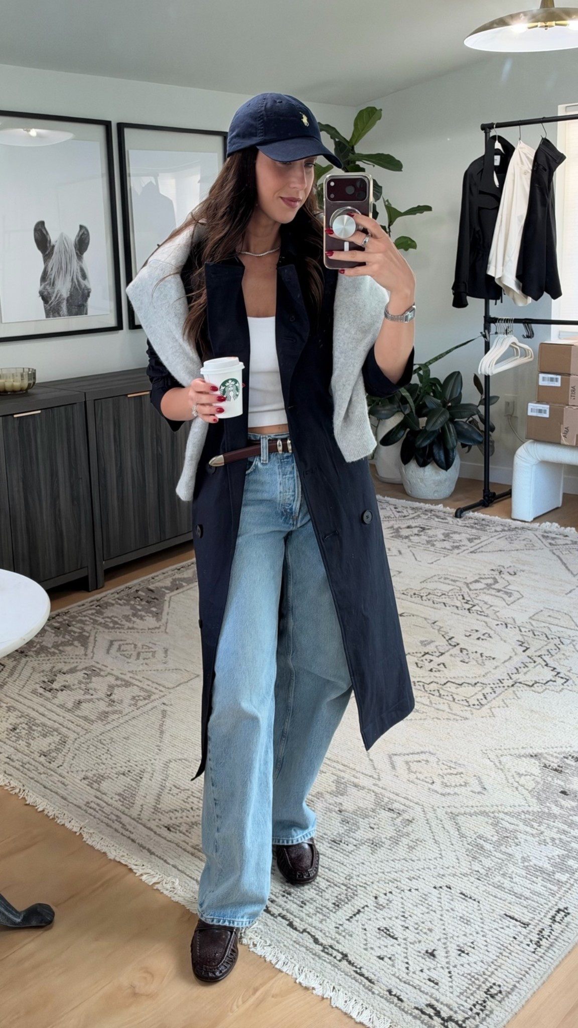 Easy fall outfit 🍂 

The layered look holds its shape when the outer piece is loose. This balance keeps the silhouette clear. The contrast in length adds quiet structure. It’s a simple way to manage movement without effort

Tank: M
Denim: 27
Trench: S
Belt: M