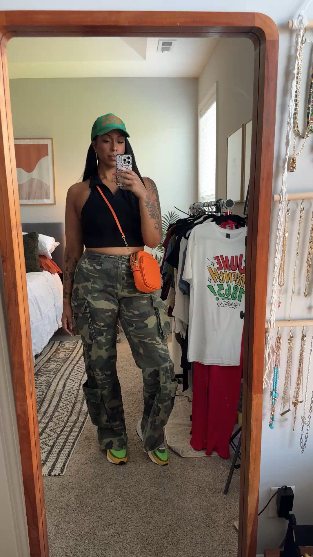 Juneteenth Outfit Idea

My camo pants are from fashion nova so I can’t link them. They are the level up camo cargo pants. I have an XL but the waist had been taken in and I let out the hem for more length.

#LTKgrwm #LTKootd #LTKTall