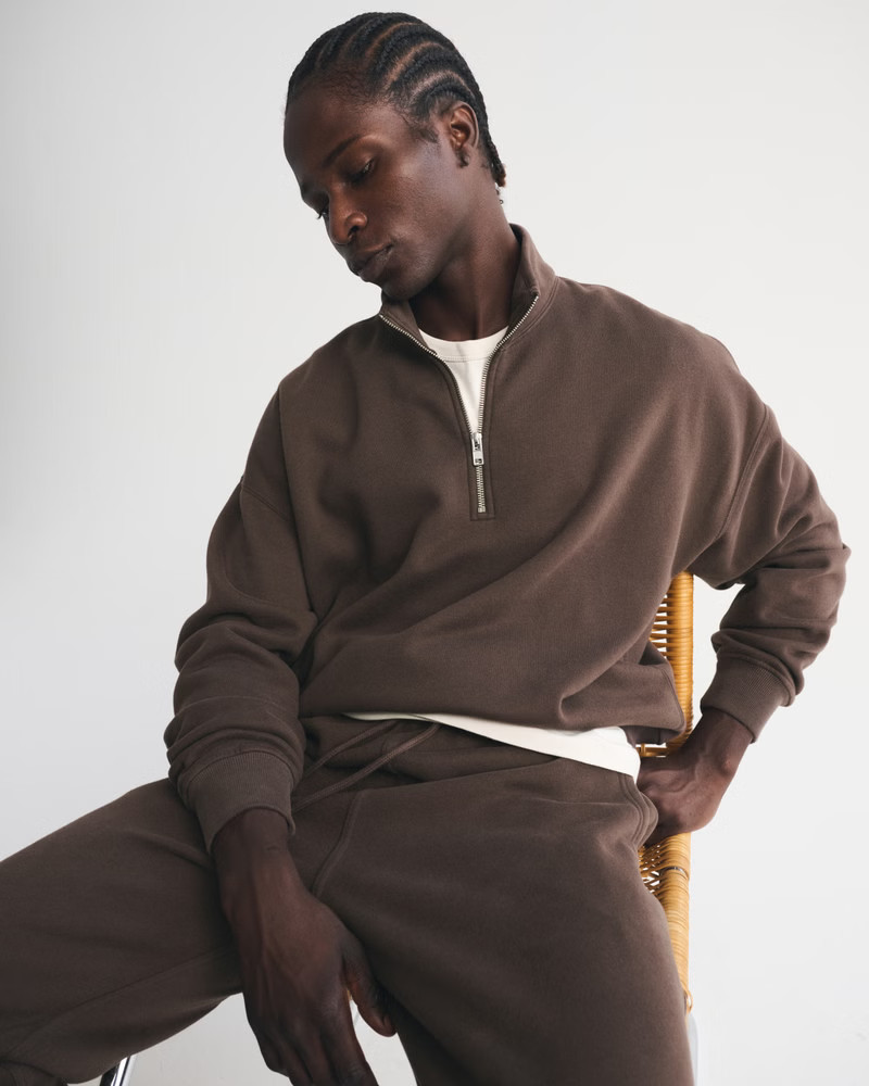 Men's Essential Half-Zip Sweatshirt | Men's A&F Essentials | Abercrombie.com | Abercrombie & Fitch (US)