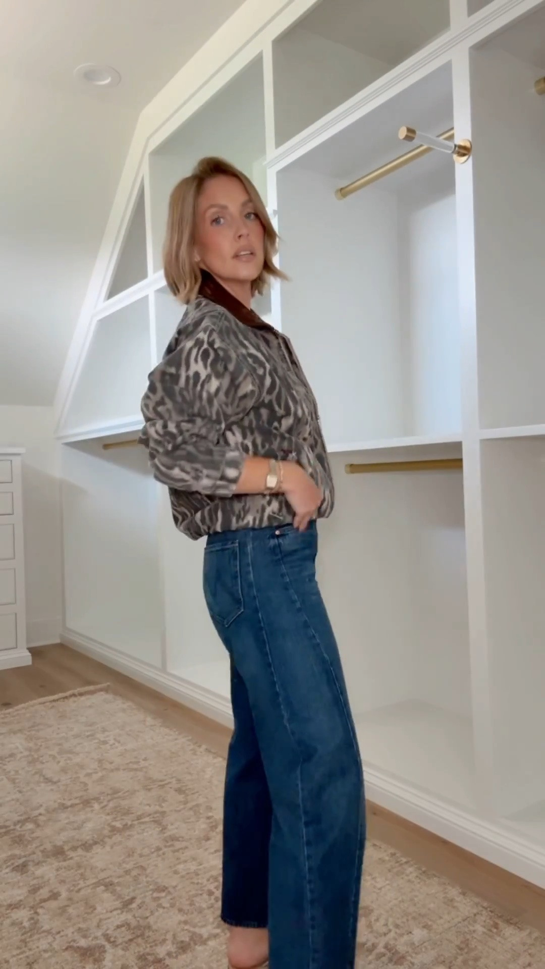 XS Walmart jacket / XS tank / 24 jeans

Walmart style, bomber jacket, animal print, denim, fall outfits, Amanda west, almost_readyblog

#LTKootd #LTKxWalmart #LTKPetite