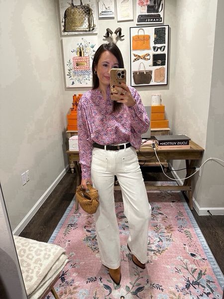 Date night outfit! Ba&sh floral pink blouse (xs), dl1961 wide leg white jeans (25), Sam Edelman western boots (tts), frame belt (xs)




#LTKSeasonal #LTKFindsUnder100 #LTKStyleTip