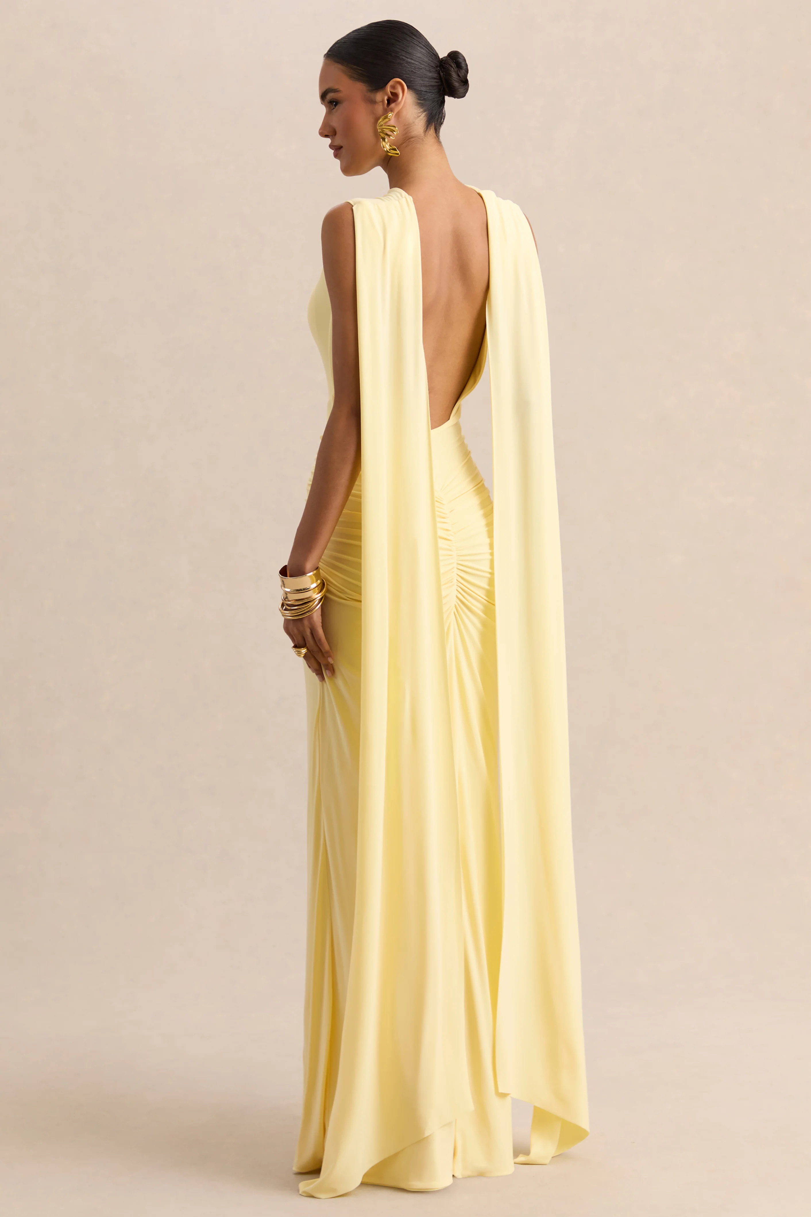 Premiere | Lemon Boat-Neck Maxi Dress With Cape-Sleeves And Open-Back | Club L London