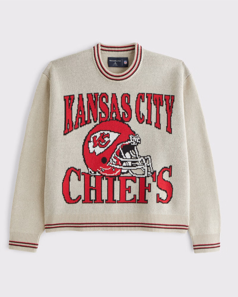 Abercrombie & Fitch Men's Kansas City Chiefs Graphic Crew Sweater in Taupe - Size M | Abercrombie & Fitch (US)