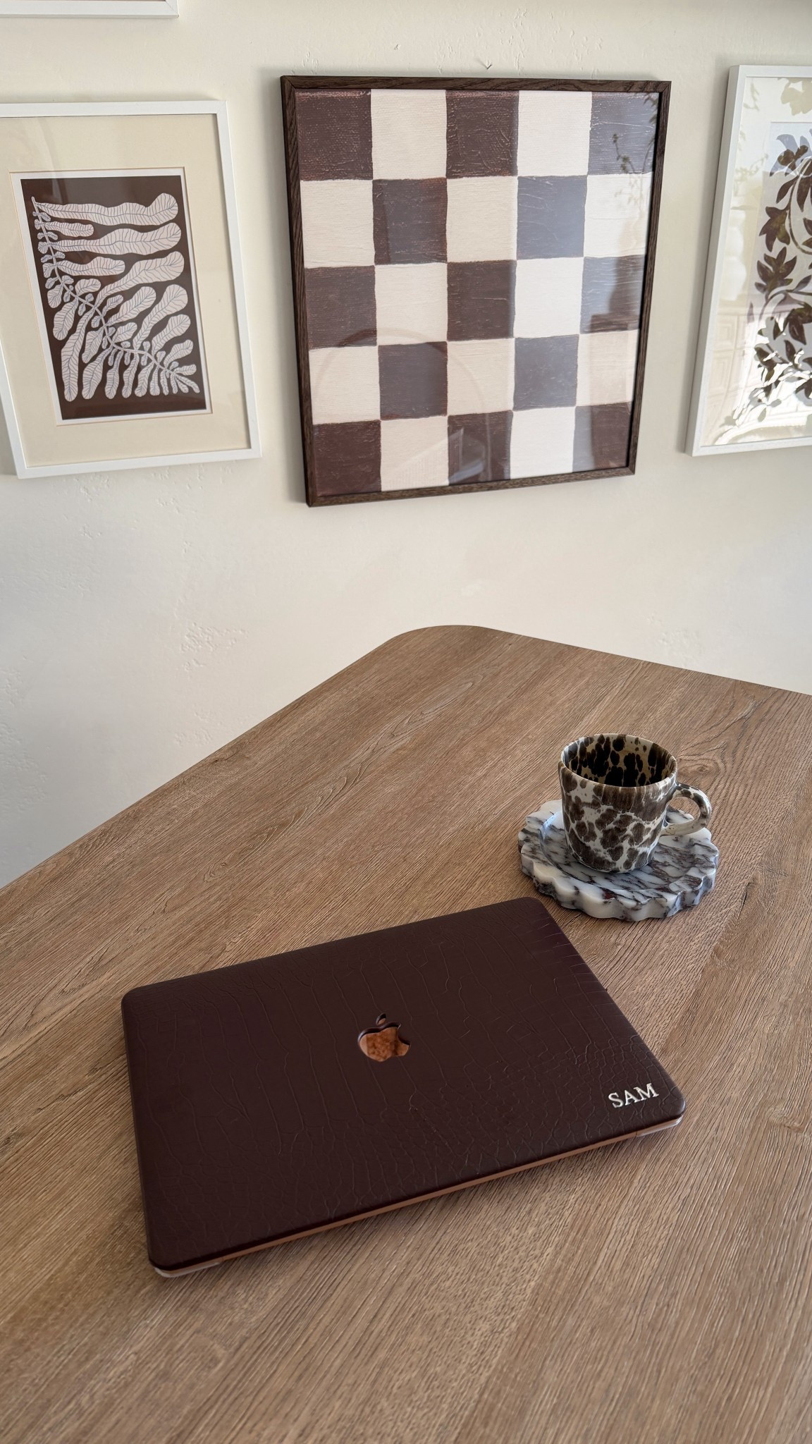 Follow and comment below if you love a cozy, moody workspace moment 🤎
I didn’t realize how much I needed a little corner like this until I actually slowed down enough to create it. Just a quiet spot, a good cup of coffee, and pieces that feel like me… it’s simple but it’s become one of my favorite places in the house. Sometimes it’s not about a full room makeover, it’s just layering a few things you love and letting it feel lived in.

#ltkhome #cozyhomevibes #moderncottage #neutralhome #homeinspo

#LTKmomlife #LTKHome #LTKselfcare