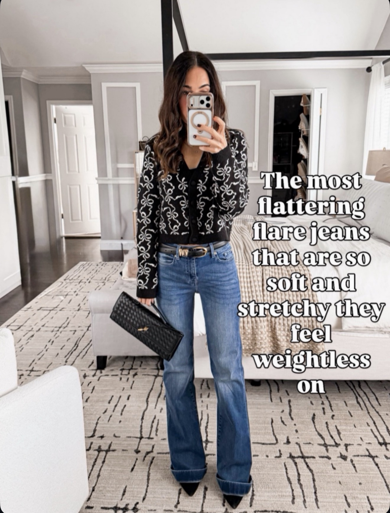 Most flattering flare jeans I own… so soft and stretchy. 🔗⬇️

#LTKFindsUnder100 #LTKOver40