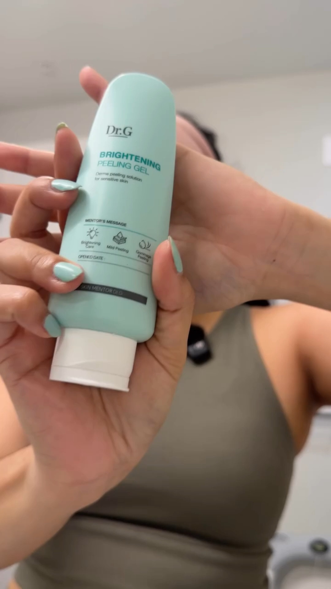 @dr.g_official_global espectacular Luego les voy a subir la Review completa pero por ahora tienen un mini tráiler o sea de la presentación de este producto que es espectacular me encantó #skincare #skincarecoreano coreano #drg #peeling #belleza

#LTKBeauty #LTKdayinmylife #LTKmomlife