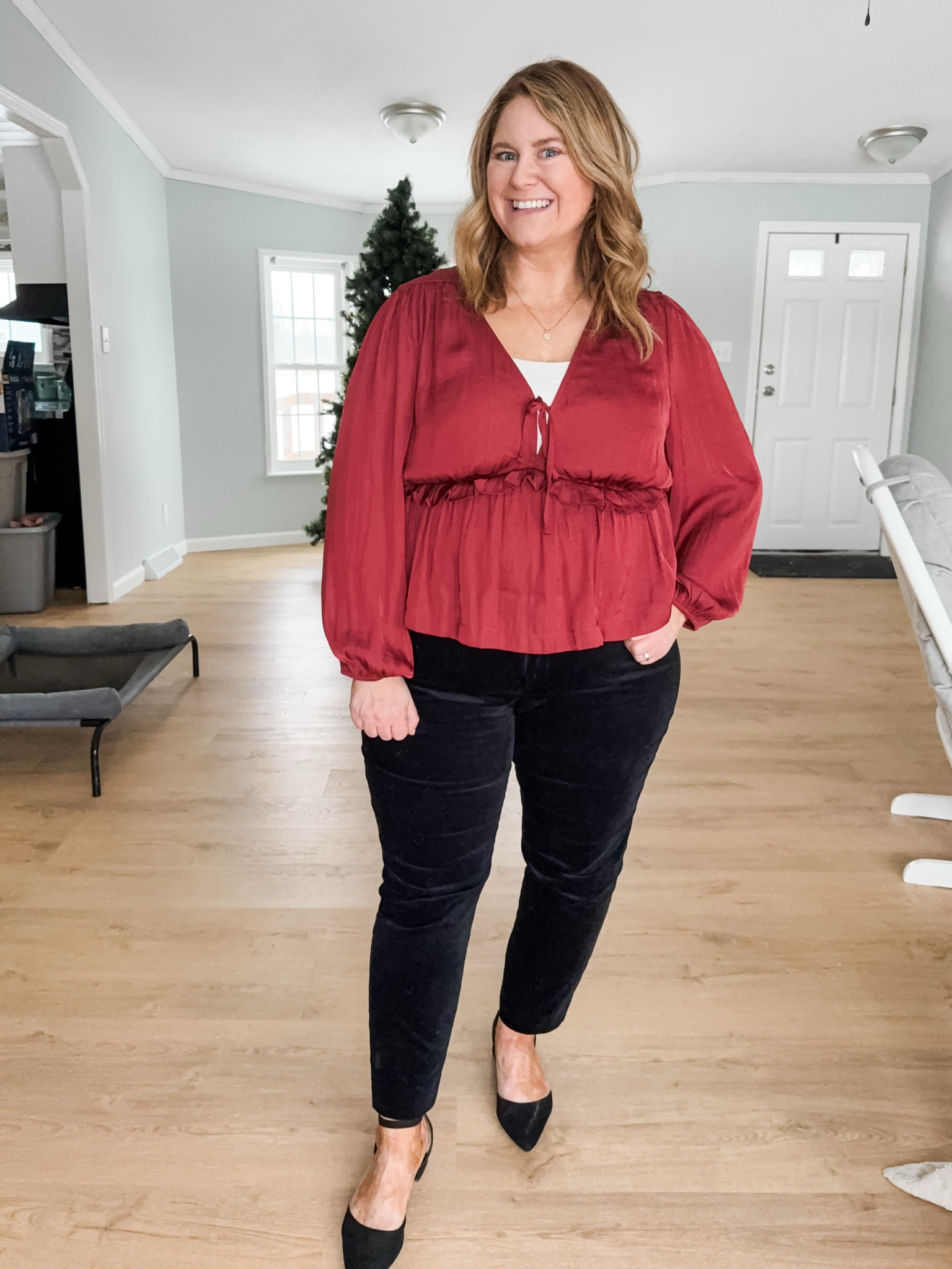 Holiday outfit! Wearing an XL in my satin shirt and a 16 petite in my velvet pixie pants 

#LTKMidsize #LTKHoliday #LTKSeasonal