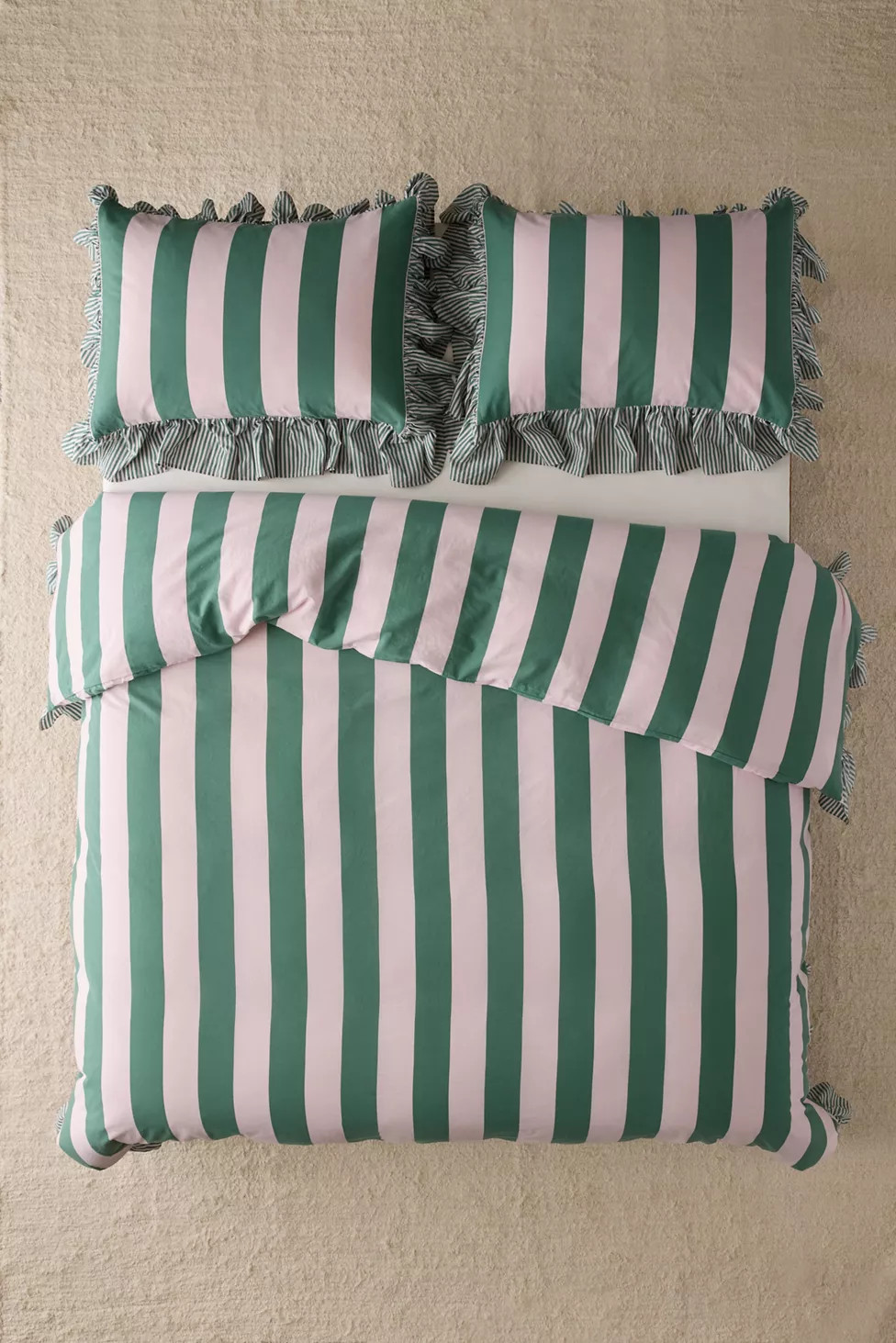 Striped Ruffle Duvet Cover Set | Urban Outfitters (US and RoW)