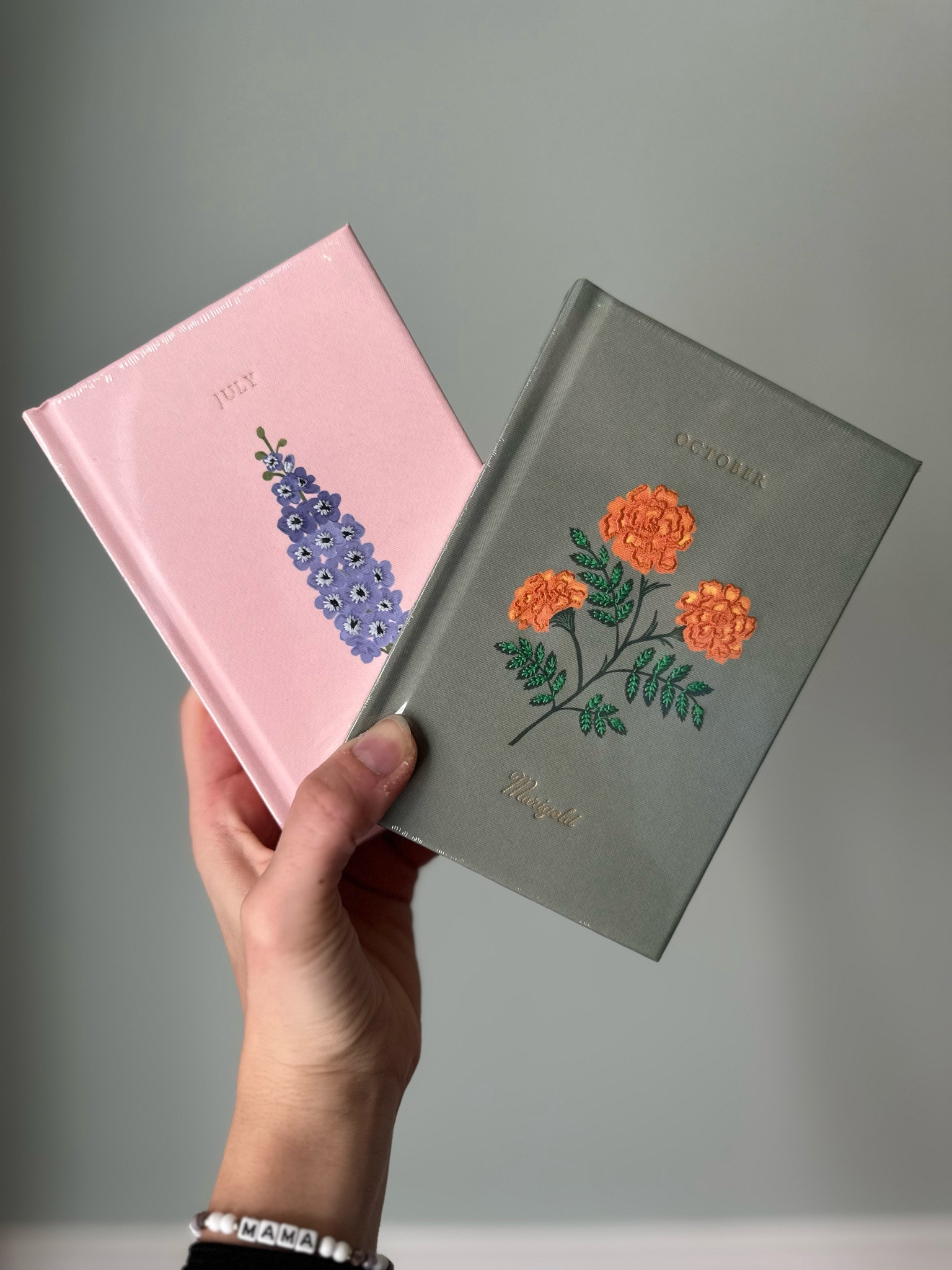 Can’t wait to use the birth month flower journals to jot down little notes, memories, and prayers for my two daughters! 😍😍😍



#LTKFamily #LTKKids #LTKBaby