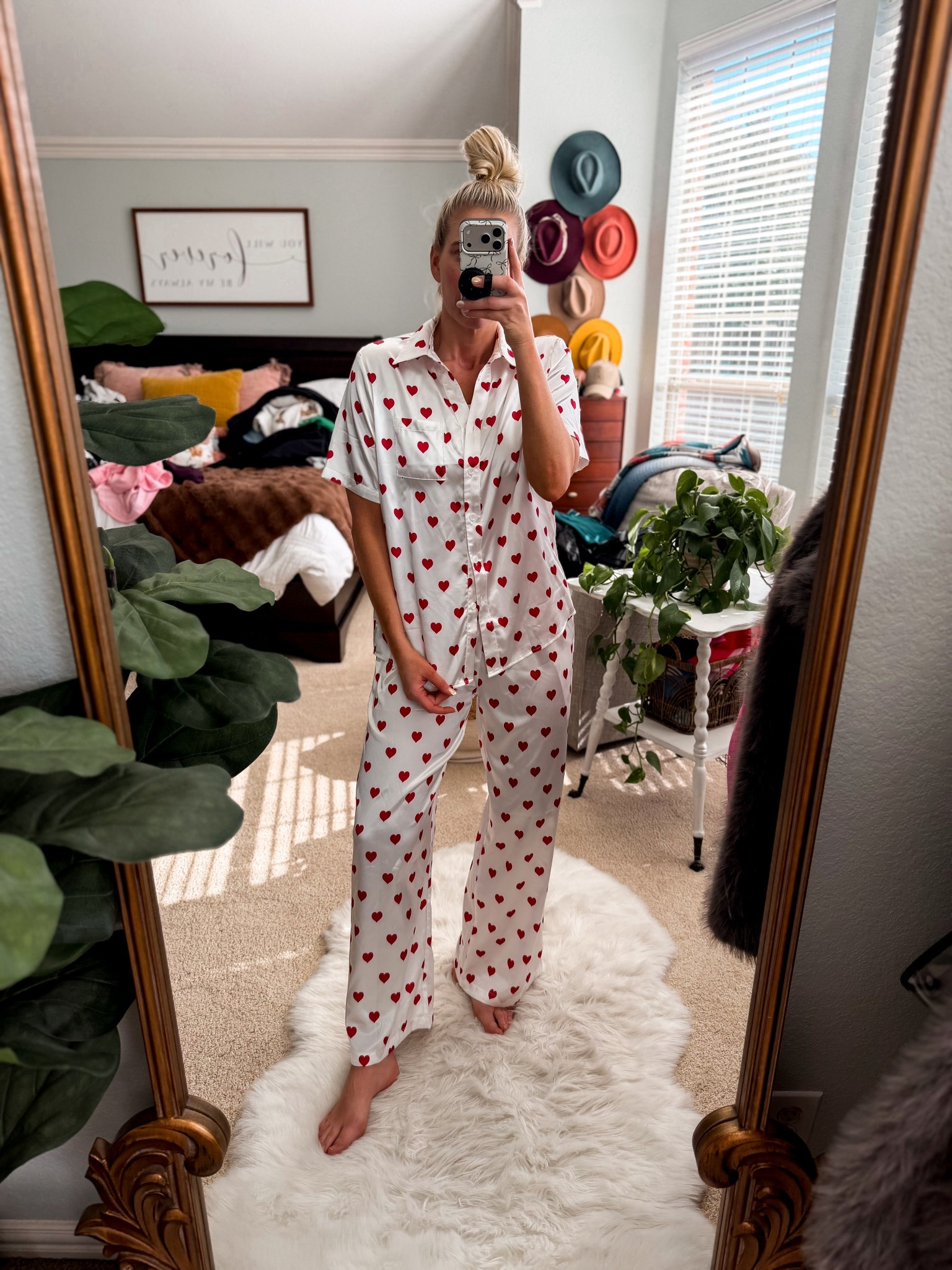 Valentine day pajamas 💕❤️
Valentine’s Day outfit women 
Satin pajamas fit tts 

#LTKmomlife #LTKOver40 #LTKValentine