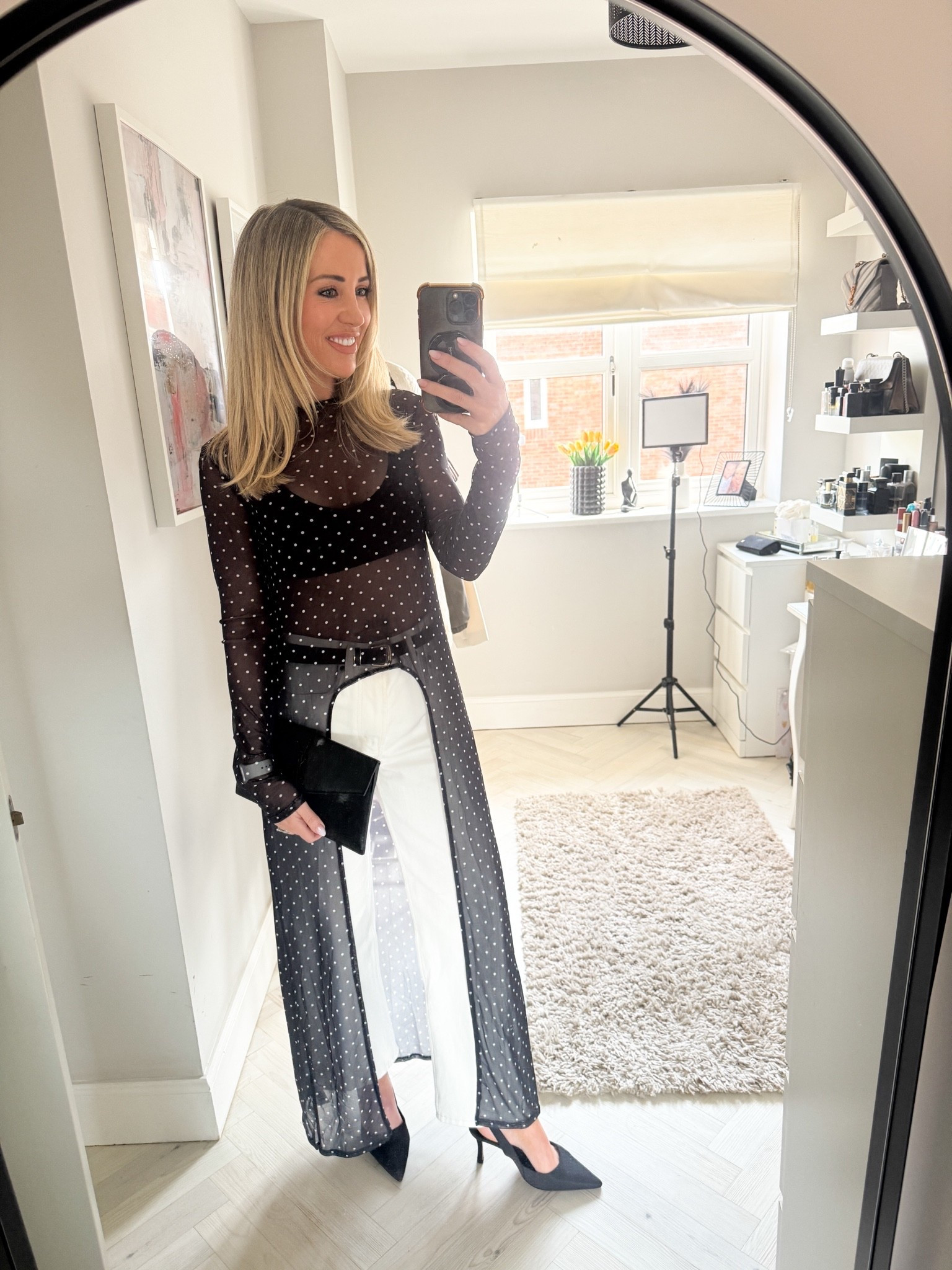 Girls night. Jeans Zara the rest is linked

#LTKuk #LTKspring #LTKsummer