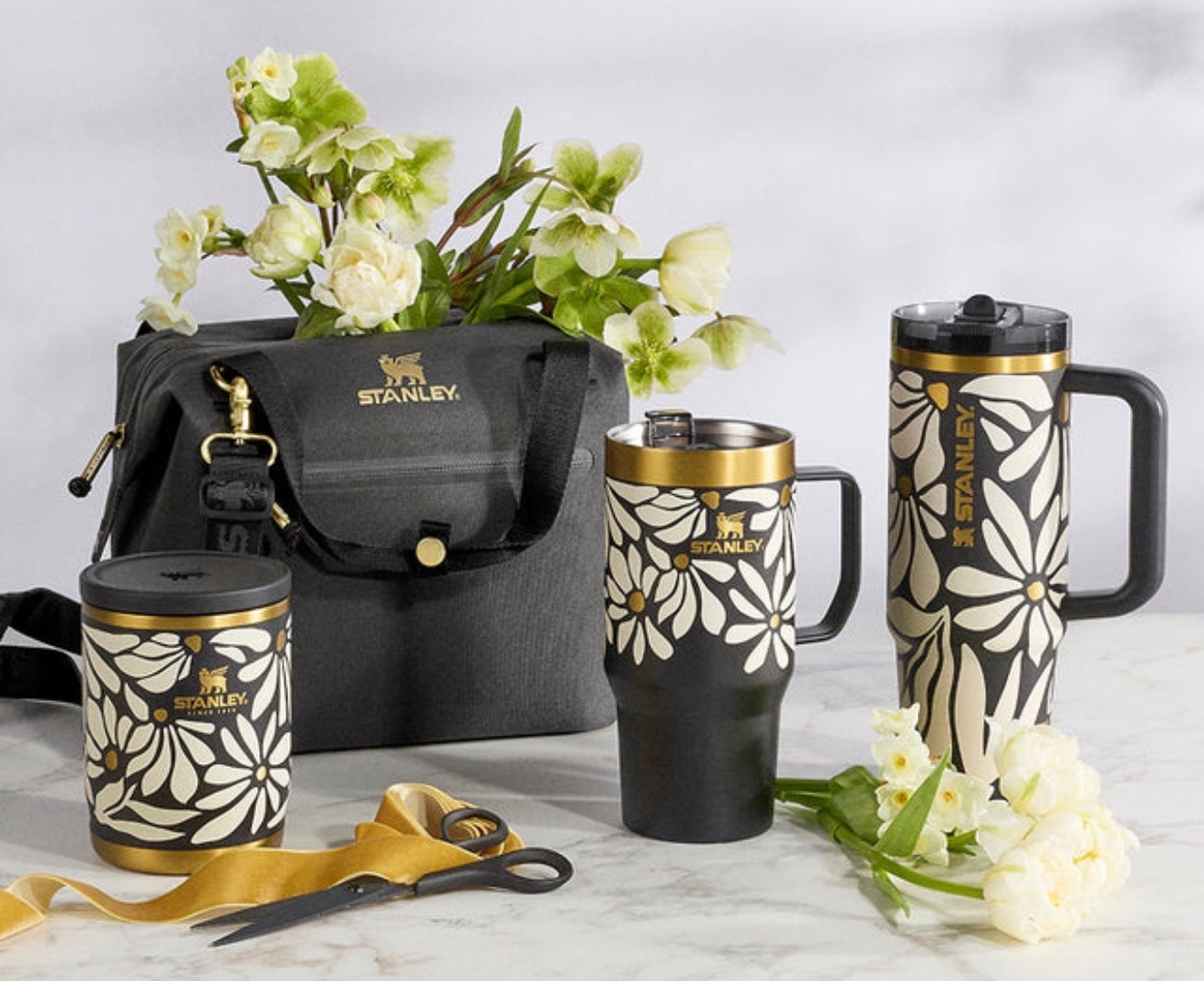 The Quencher® ProTour Flip Straw Tumbler

Your love doesn’t wilt. Neither will this. In pebbled black with beautifully bold, modern florals and shining gold metallics. These Wild Blooms are made to last, and to remind her “I see you” every time she takes a sip

#LTKMothersDay #LTKTravel #LTKWorkwear