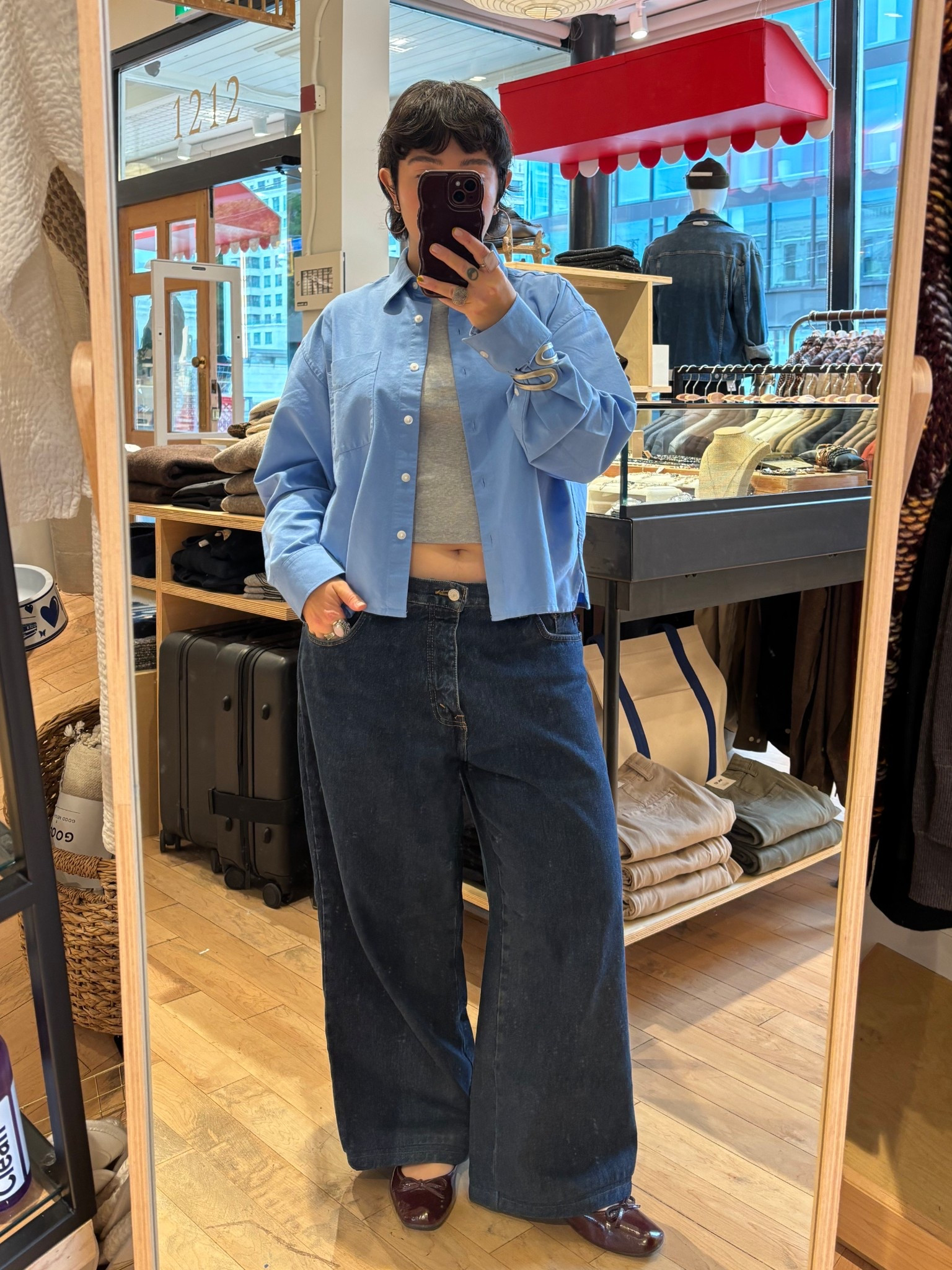 A recent buy of mine was the JW Anderson x Uniqlo work shirt in this stunning blue colour, I’ve been recommending it to everyone #casualoutfit #theperfectbuttonup 

#LTKStyleTip #LTKFindsUnder100 #LTKMidsize