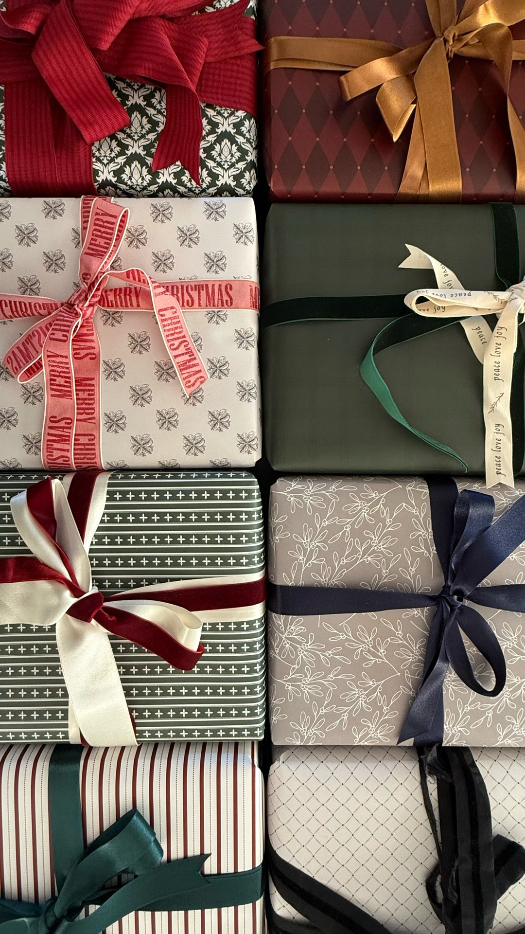 The Chappell Residence Wrapping Paper 2025

#LTKGiftGuide #LTKSeasonal #LTKHoliday