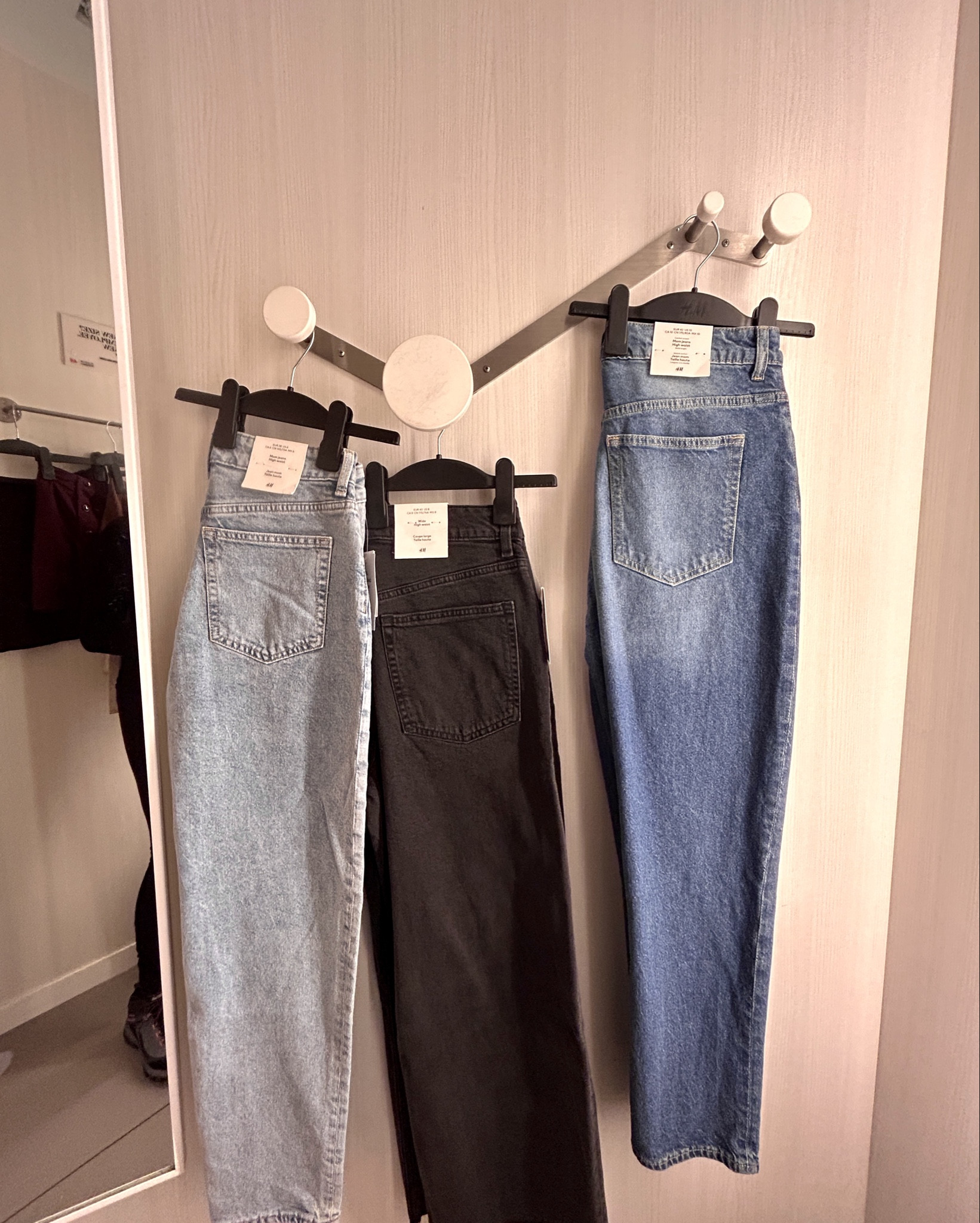 time for a few fitting room try on haul reviews ☺️ #tryonhaul #hm

#LTKStyleTip