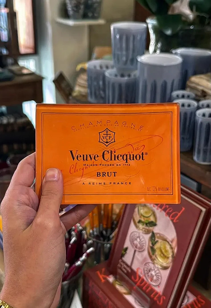 Veuve Cliciquot Brut Tray | Ben's Garden