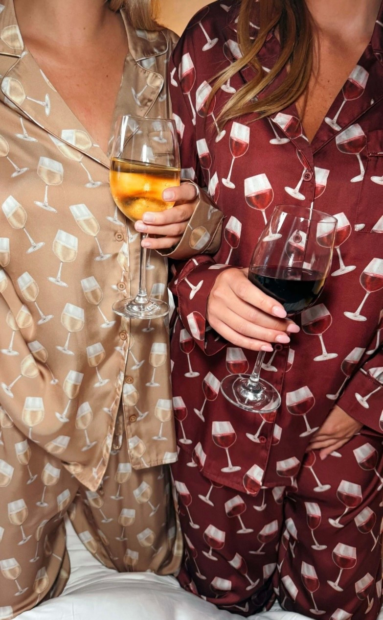 Cheers to 50% off mumu sale! Linking some favorites 

#LTKSeasonal #LTKHoliday #LTKSaleAlert