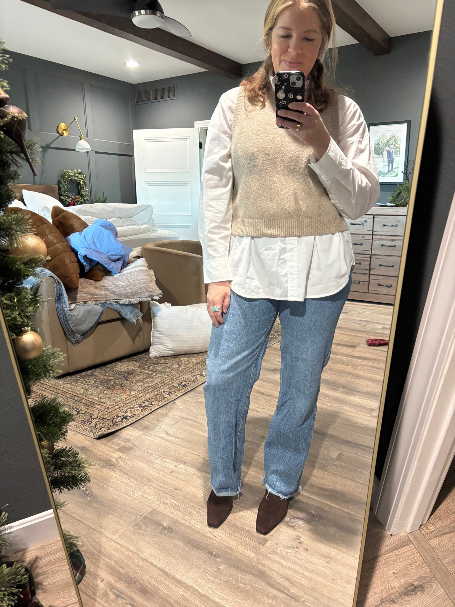 Looking like I might hit the library. Should maybe try a laundromat  

#LTKootd #LTKU #LTKmomlife