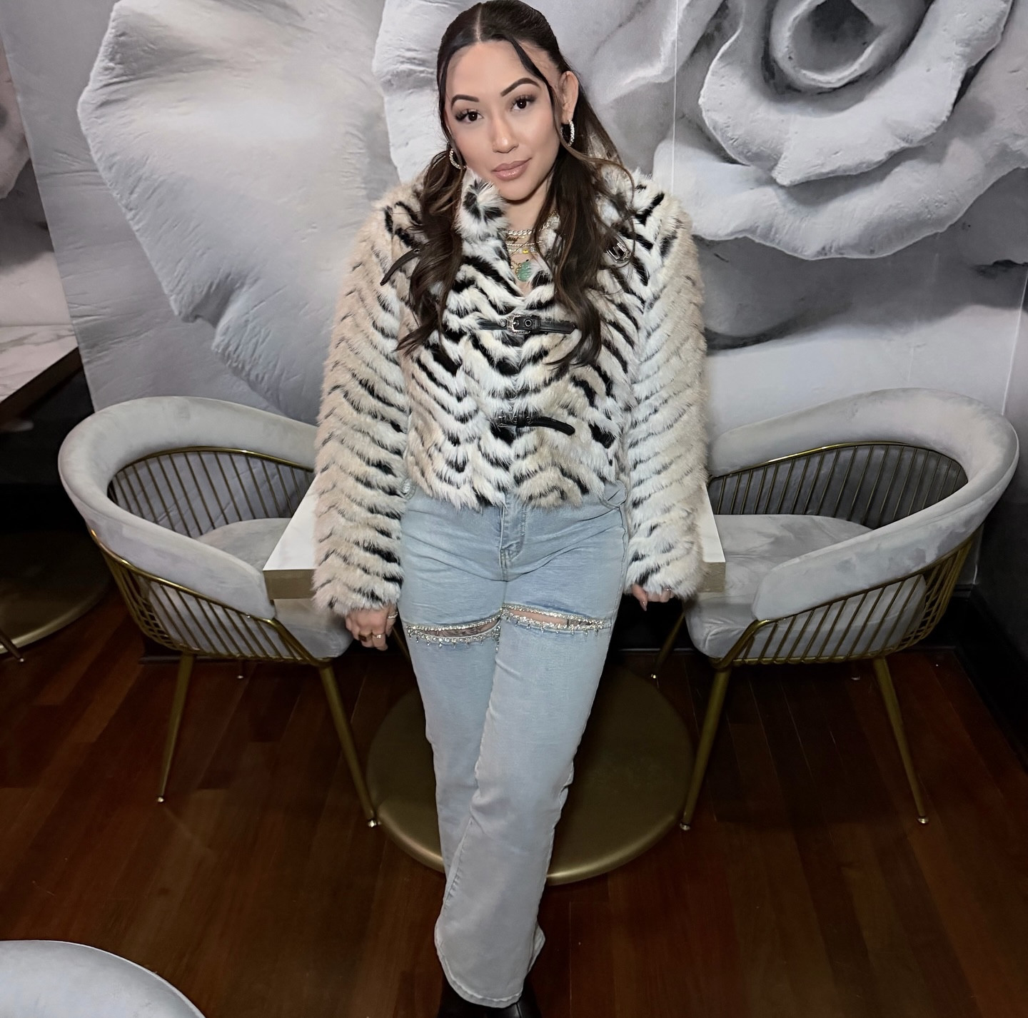 Play with me, don’t play with me 
•
•
•
soft energy, firm boundaries.
go girl.