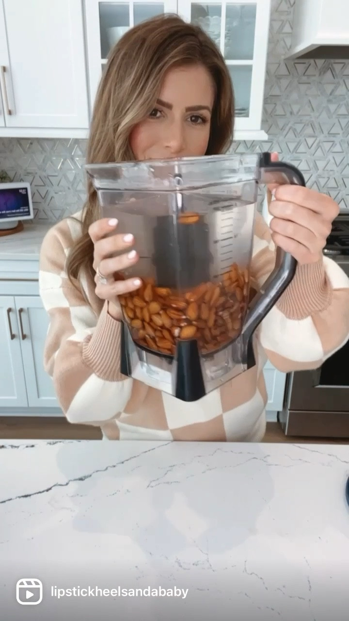 Almond milk
Ninja blender 
Blender sale 
Kitchen 
