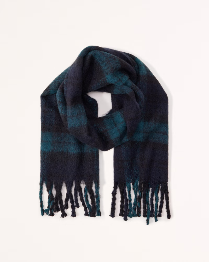 Women's Chunky Fringe Scarf | Women's Accessories | Abercrombie.com | Abercrombie & Fitch (US)
