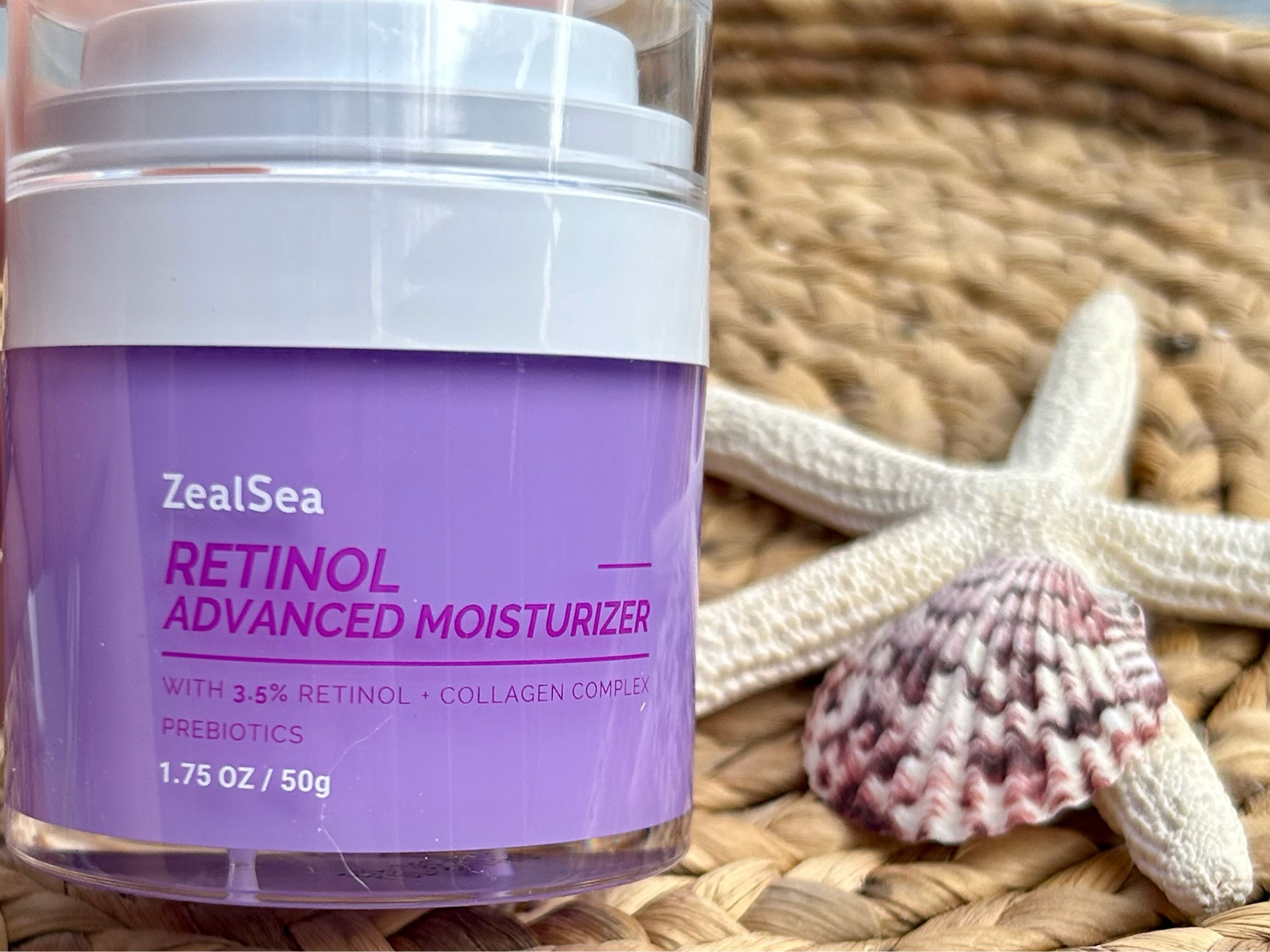 Incredible moisturizer for your skin!
#founditonamazon #amazonbeauty


#LTKbeauty #LTKsalealert