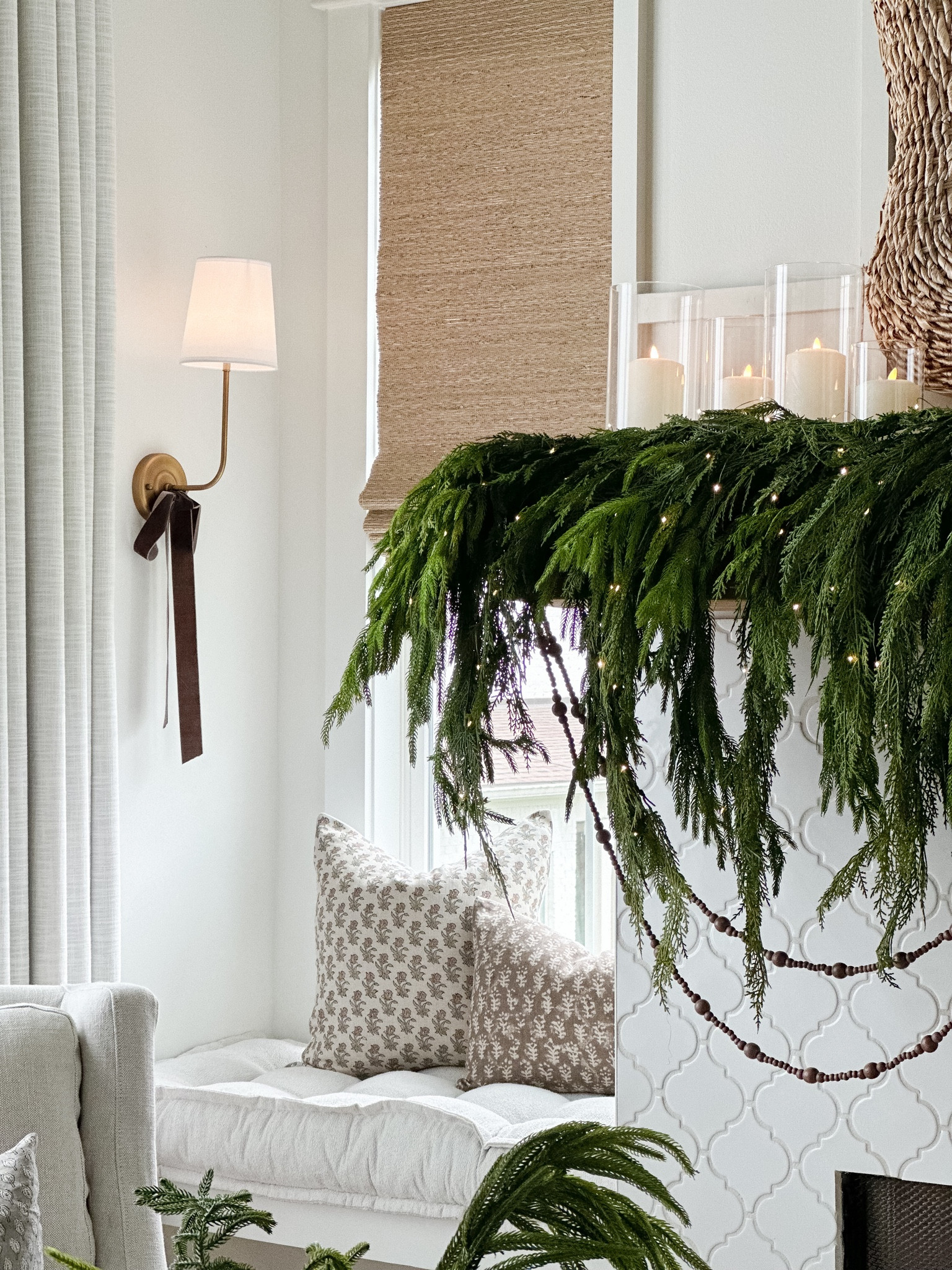 The perfect battery operated wall sconces!

Battery operated sconces, lights, window seat cushions, pillows, fall, Christmas



#LTKSeasonal #LTKHome #LTKHoliday