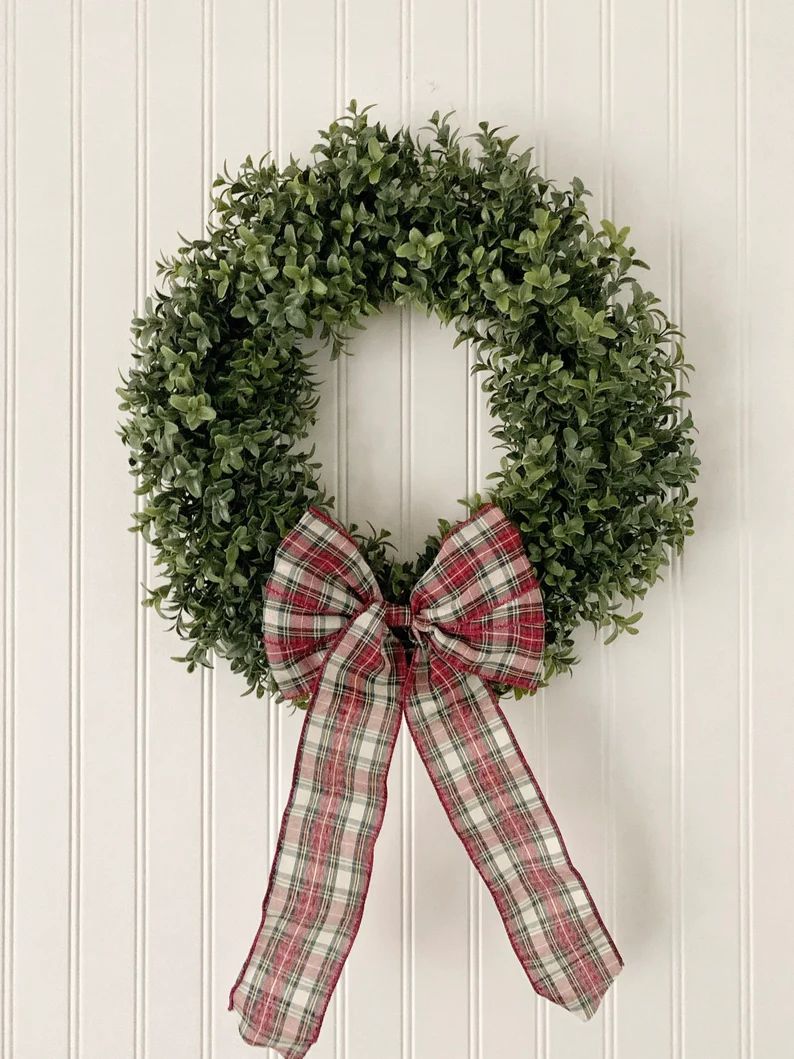 Boxwood Christmas Wreath With Bow Evergreen Holiday Wreath - Etsy | Etsy (US)