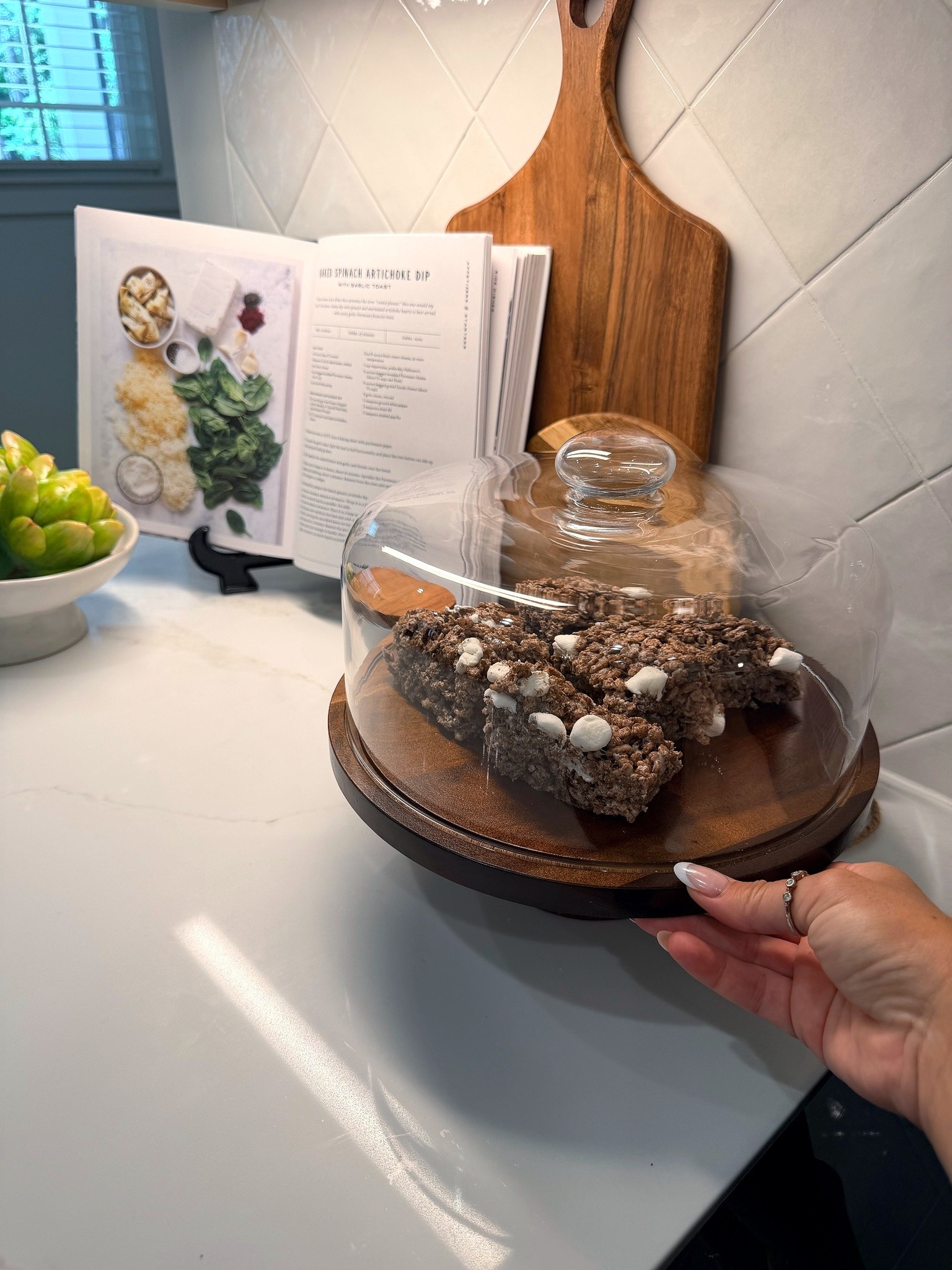 The 2in1 cake stand you need isn’t know you needed!! Follow for more!!

#LTKHome #LTKfoodie