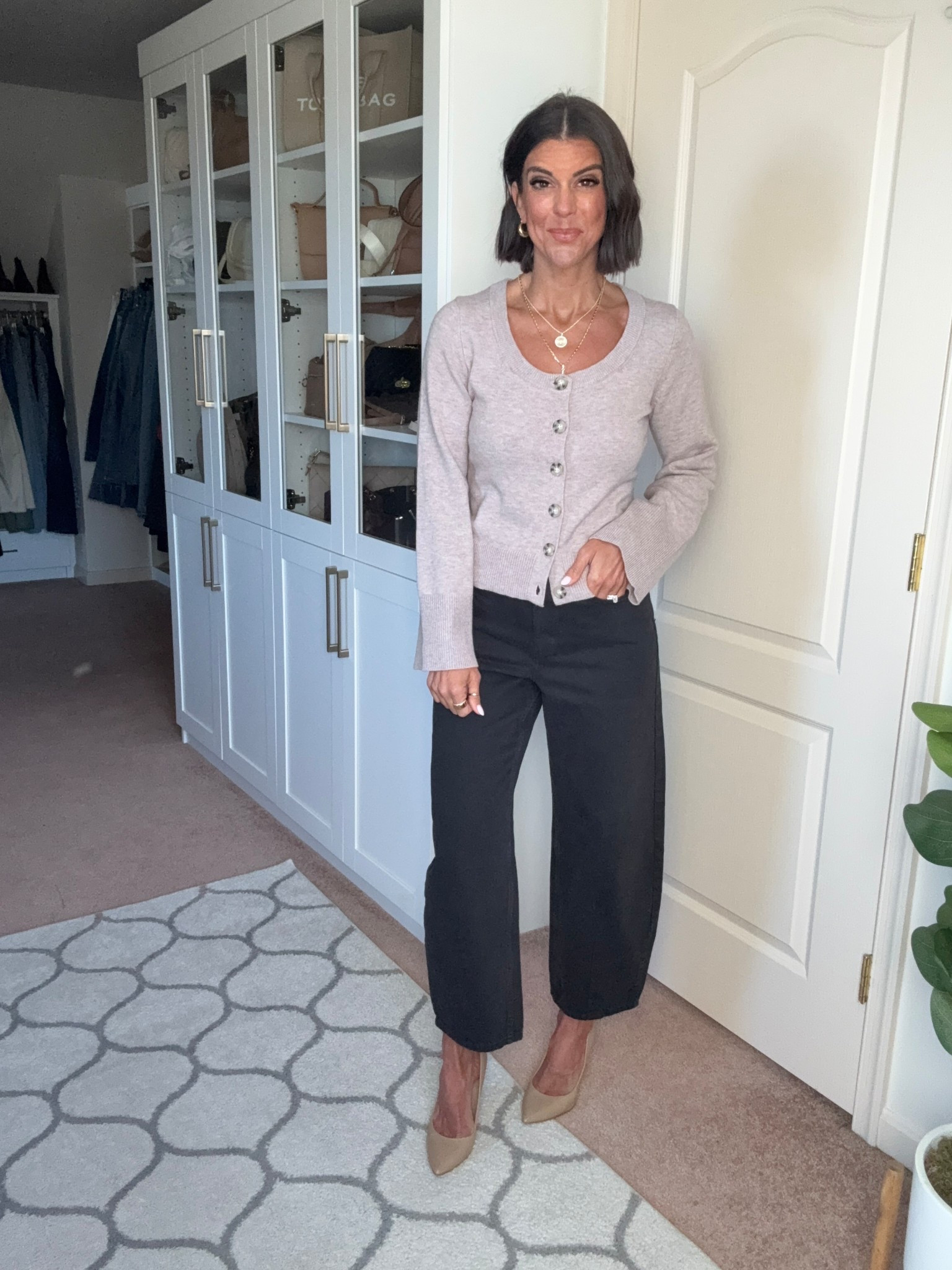 New Target sweater! I’m in size xs
Size 2 in jeans 

#LTKSeasonal #LTKFindsUnder100