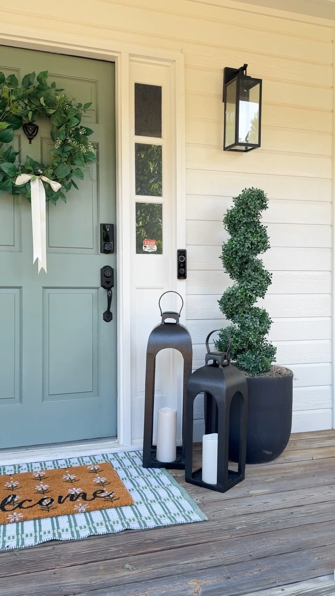 My front porch lanterns are on sale 40% off today!!! 

4 size options 




#LTKHome #LTKSeasonal #LTKSaleAlert