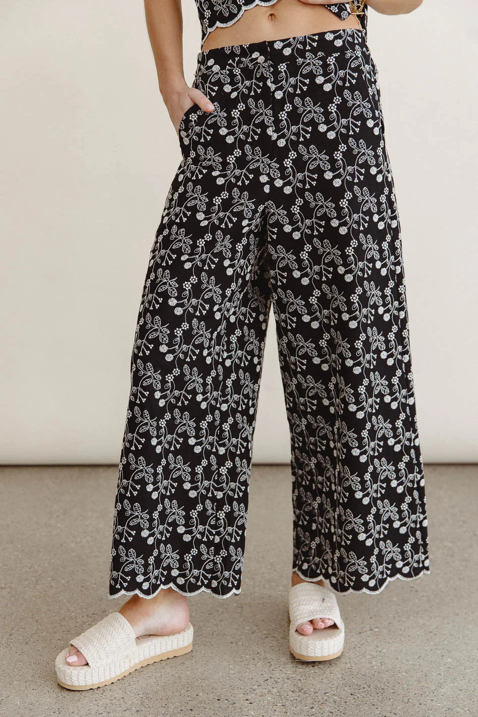Perrie Floral Wide Leg Pants in Black | Böhme US