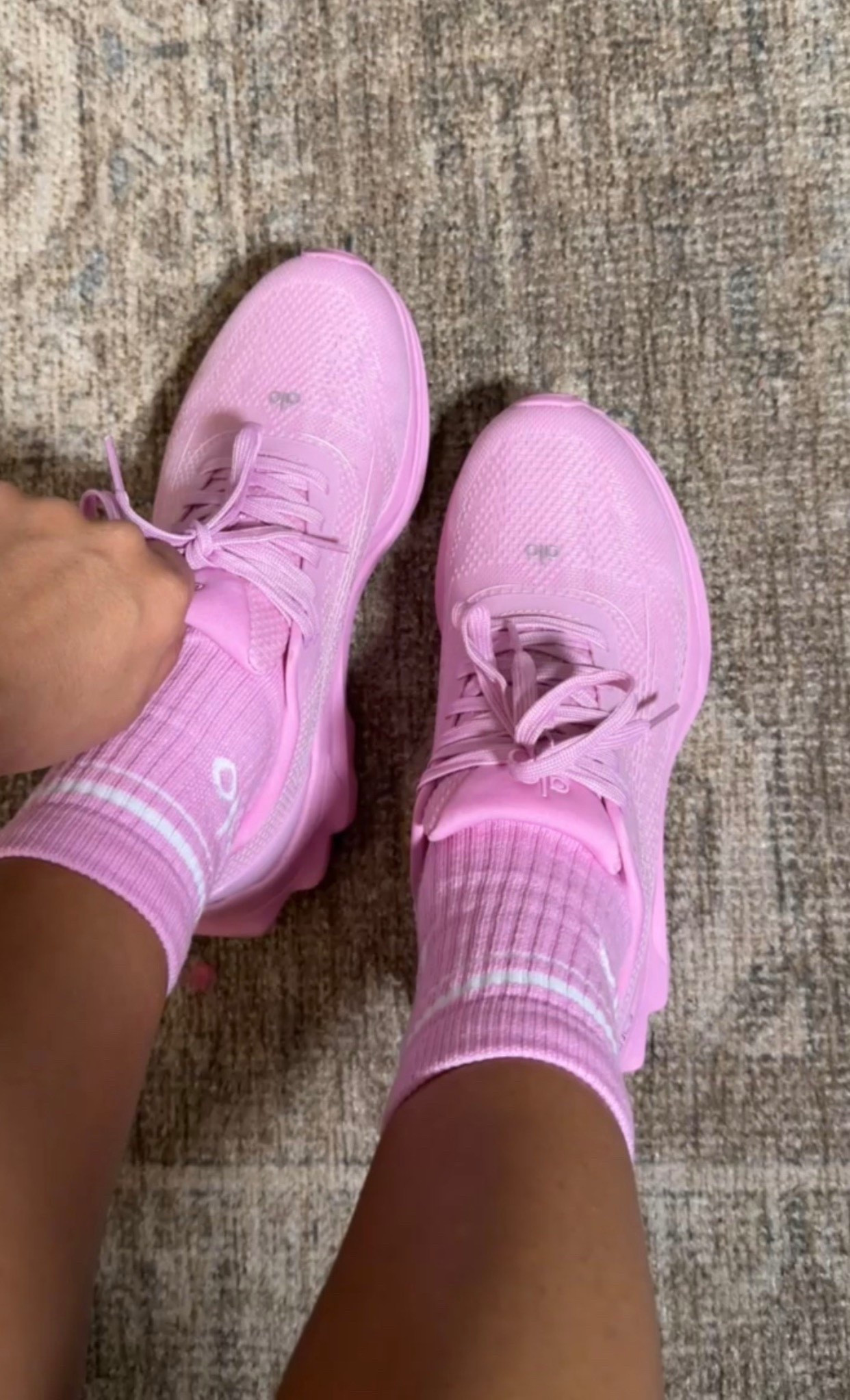 these have been so comfy for everyday wear 💕

#pinksneakers #everydayshoes #comfystyle

#LTKdayinmylife #LTKmorningroutine #LTKfitnessgoals